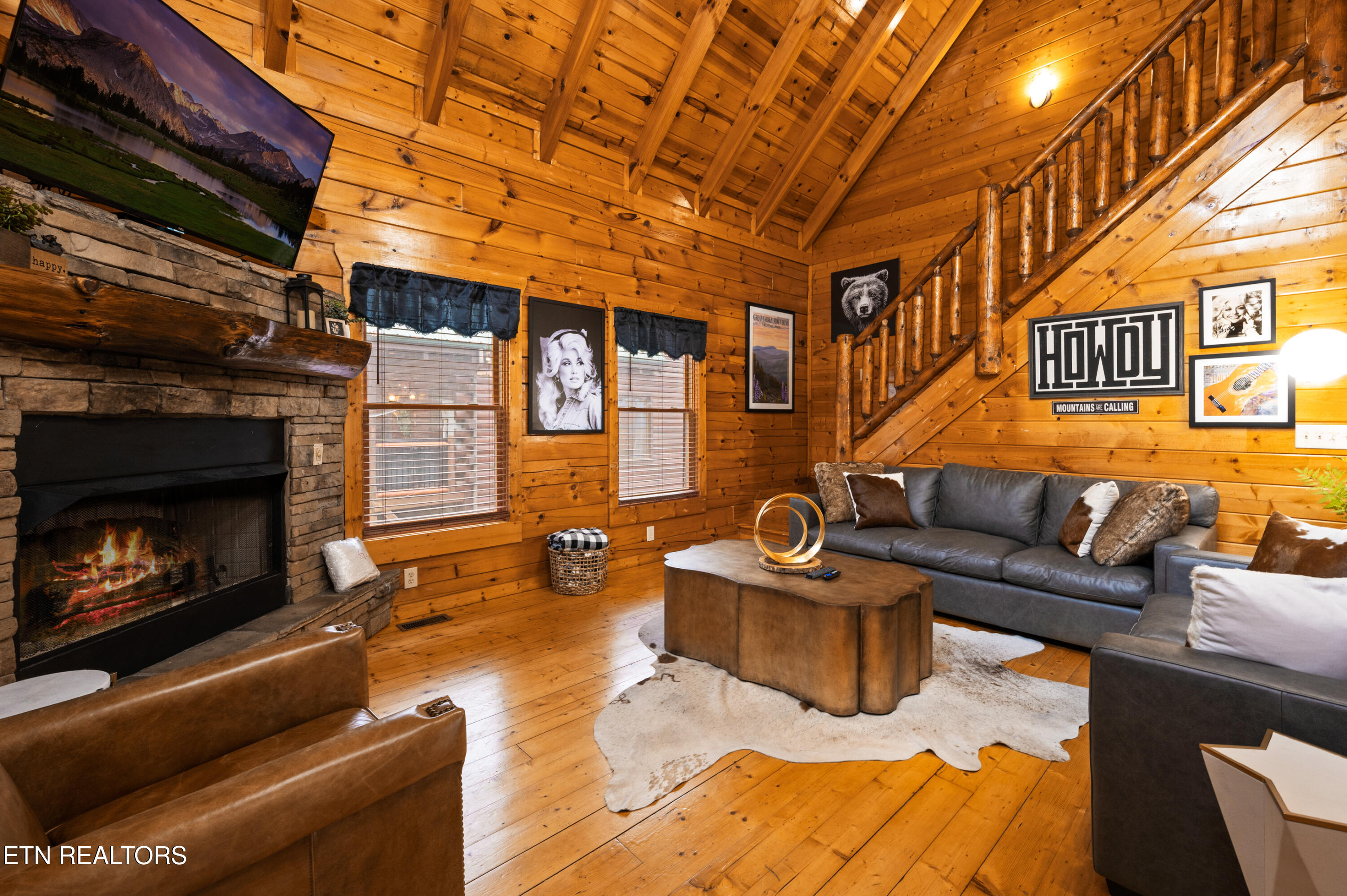 2251 Upper Middle Creek Rd