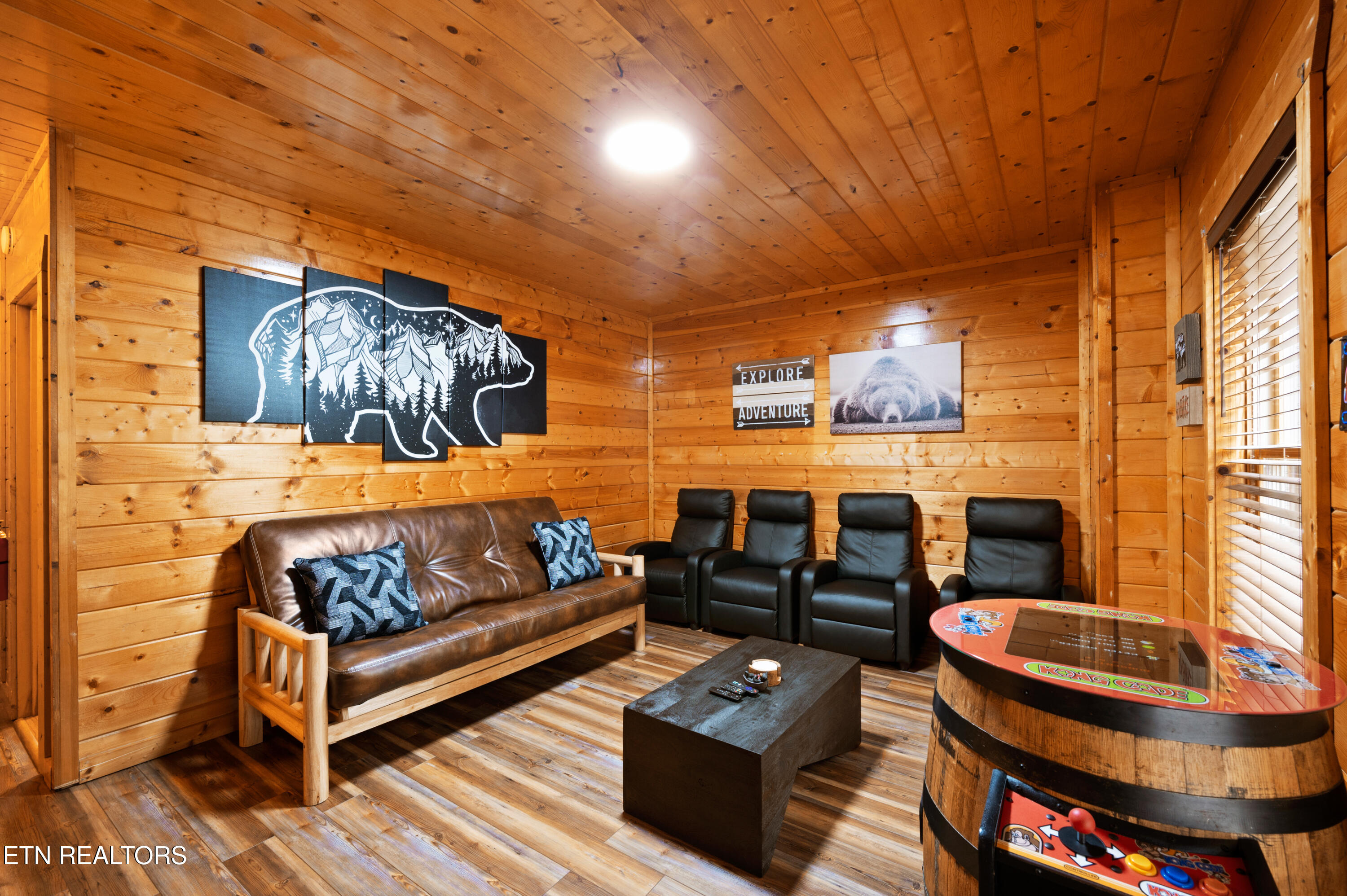 2251 Upper Middle Creek Rd