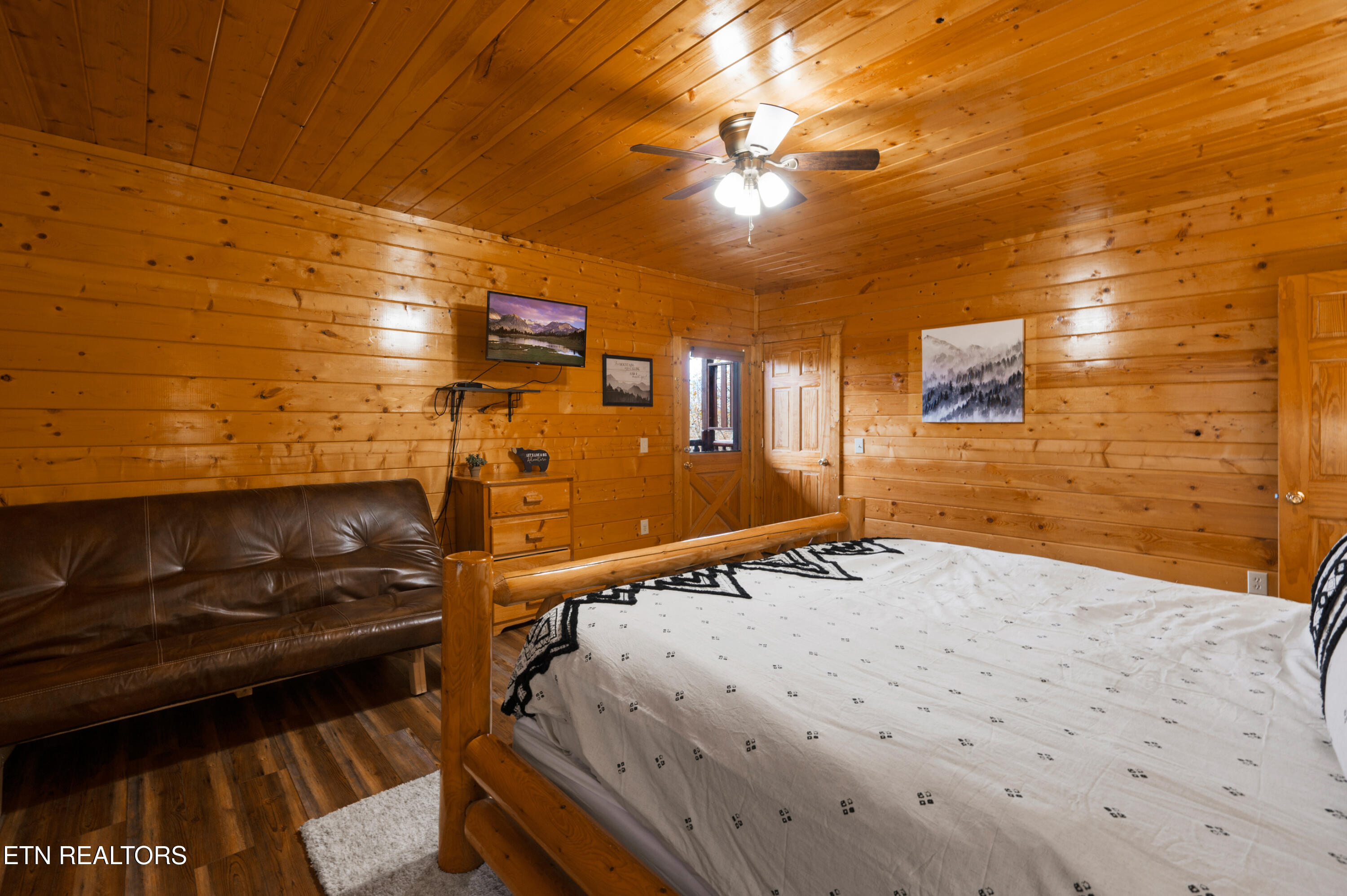 2251 Upper Middle Creek Rd