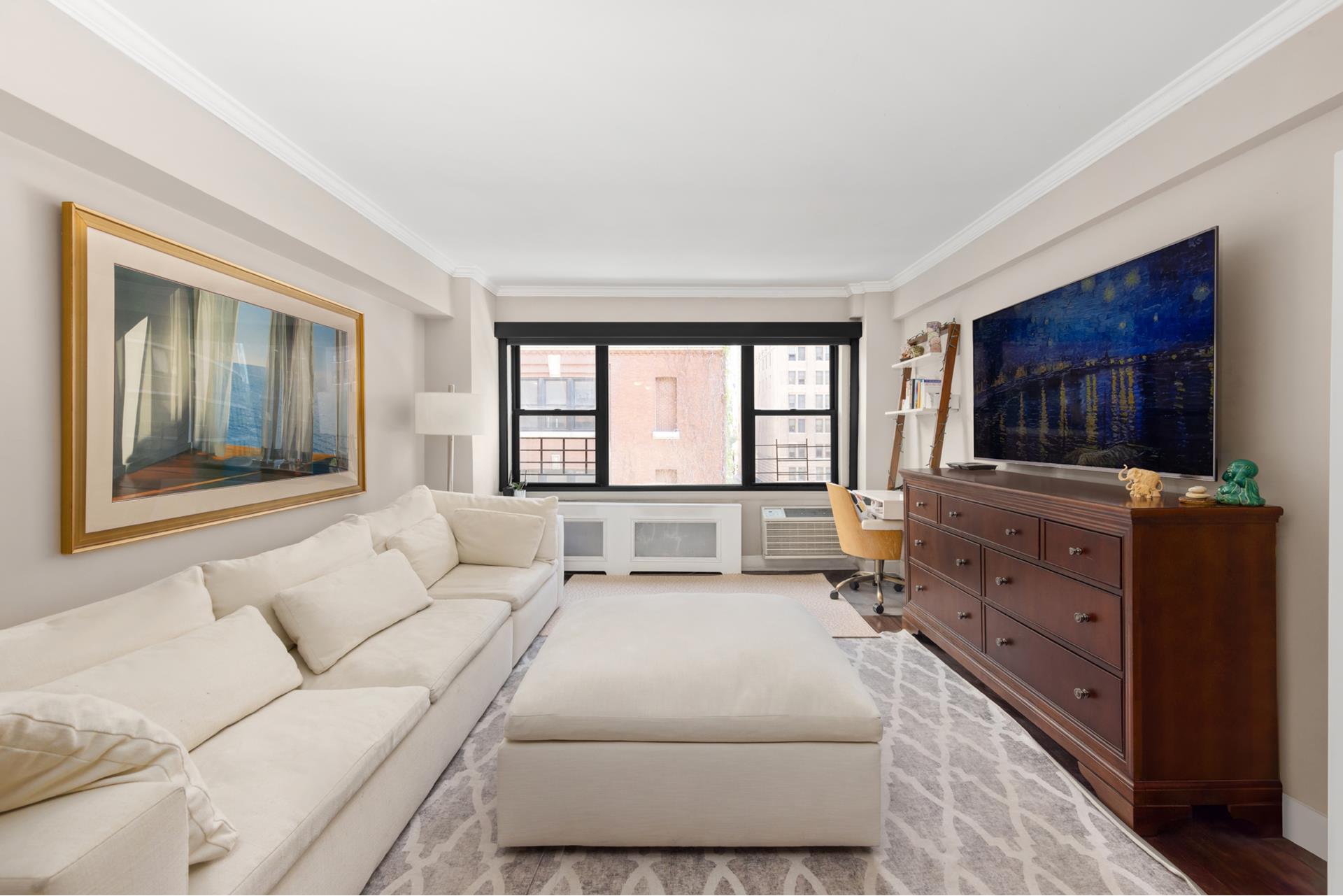 210 E 36TH Street 6H