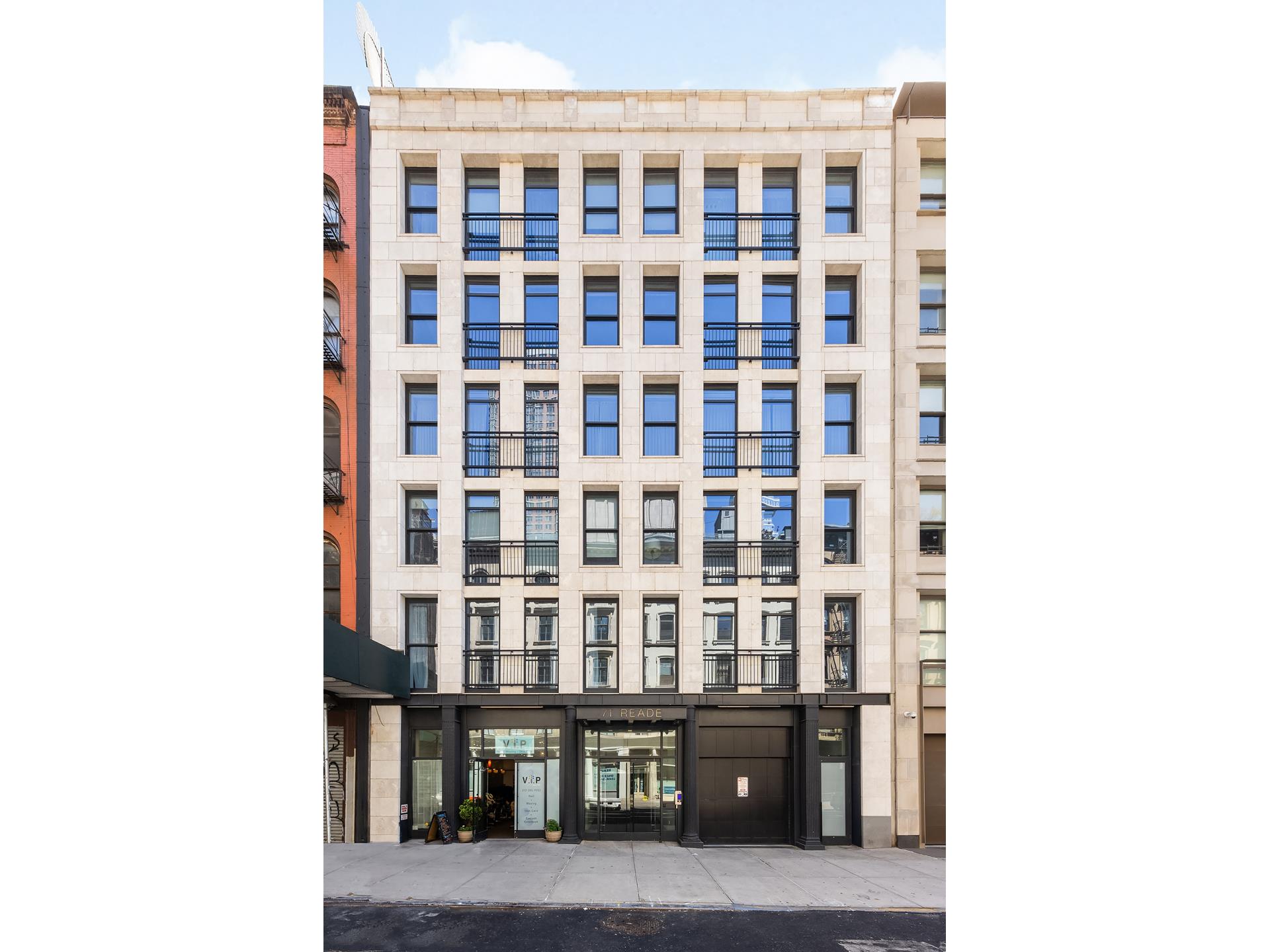 71 READE Street 2C