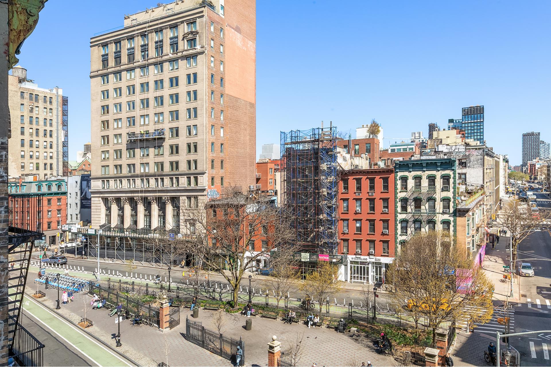 210 LAFAYETTE Street 5B