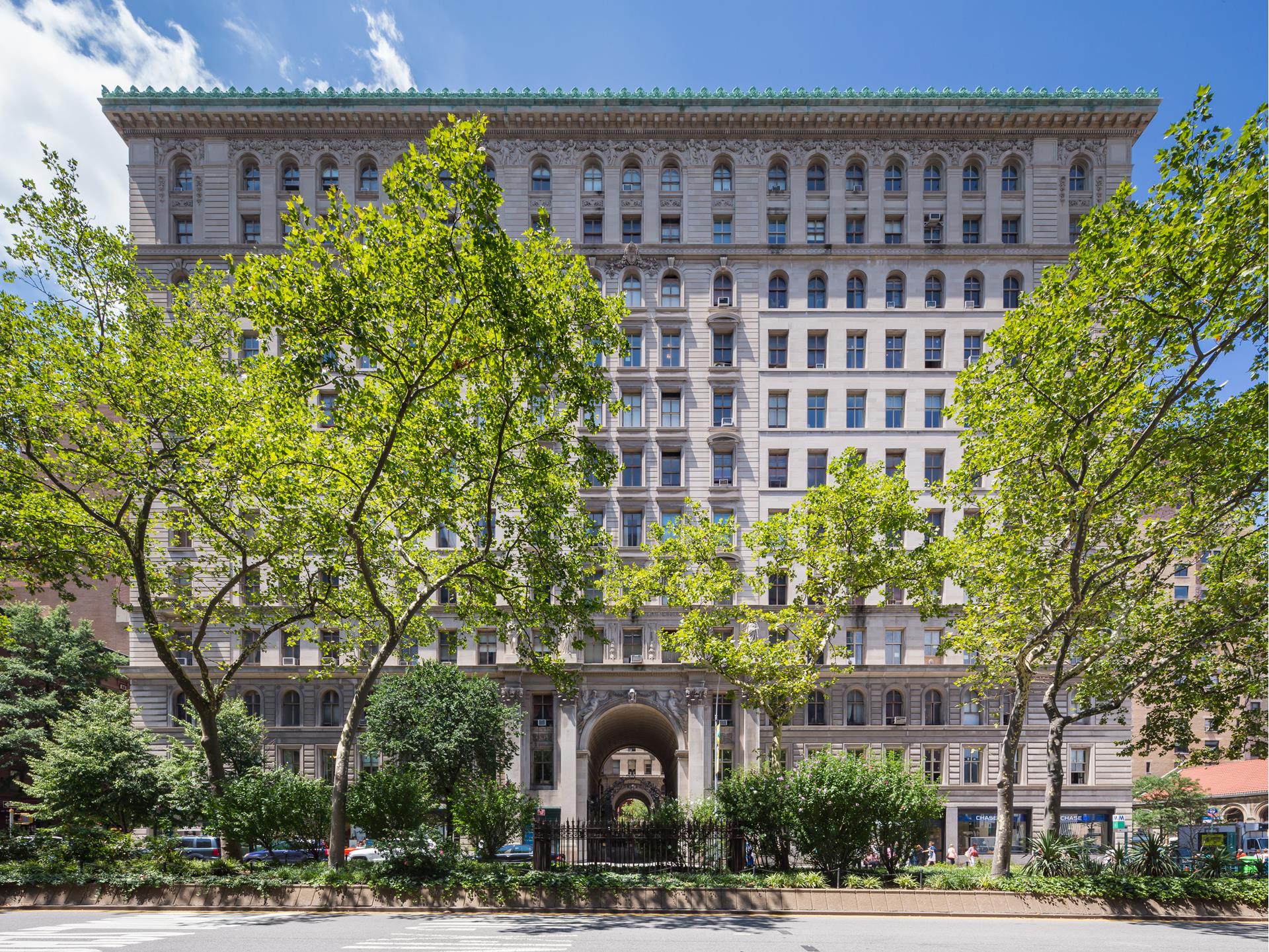 390 W END Avenue 2H