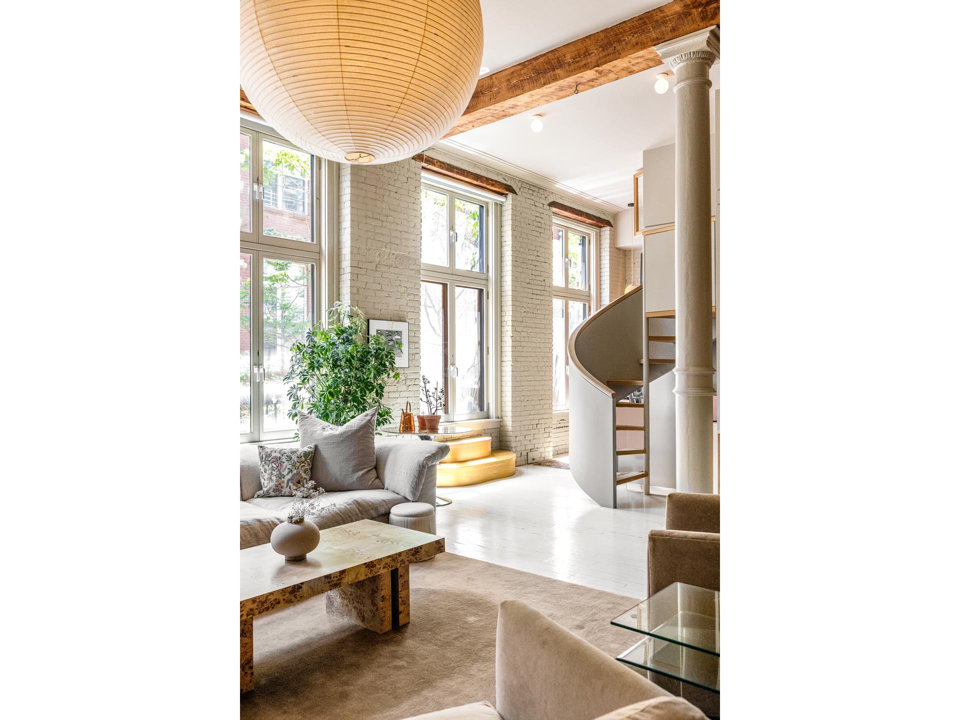 132 GREENE Street 3R