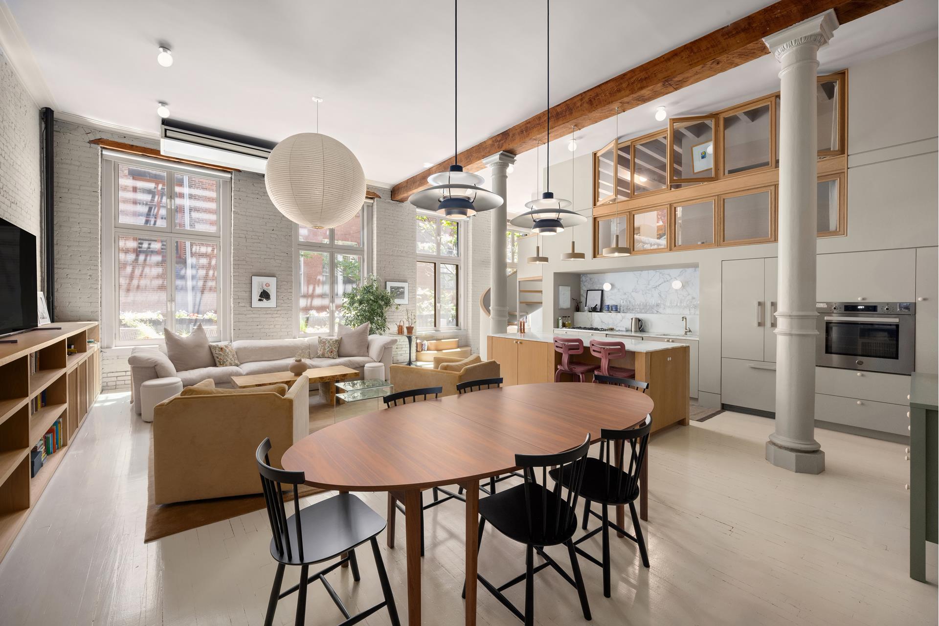 132 GREENE Street 3R