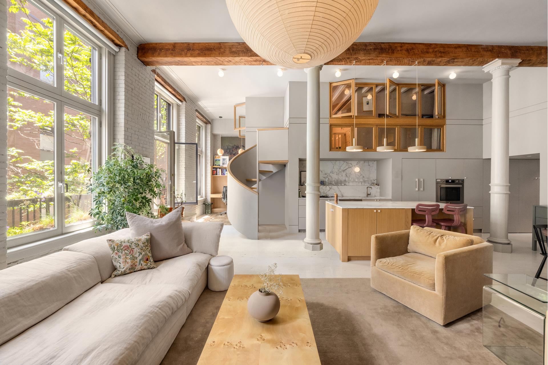 132 GREENE Street 3R