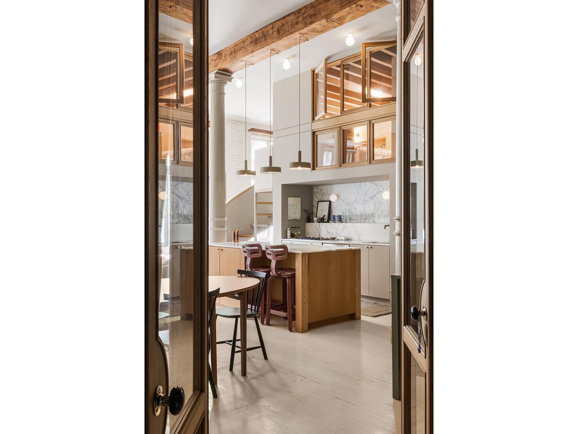 132 GREENE Street 3R