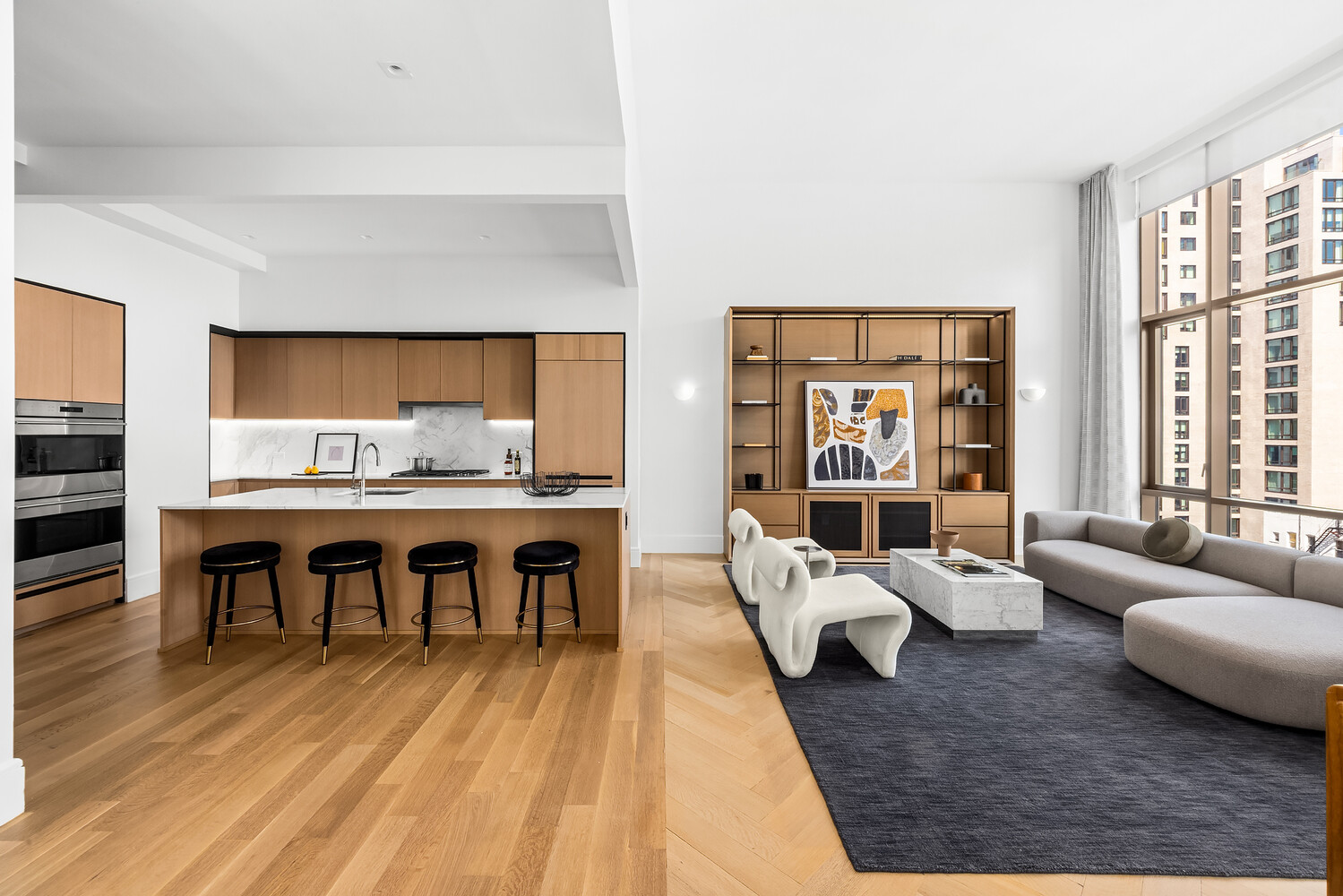 215 E 19TH Street 8E