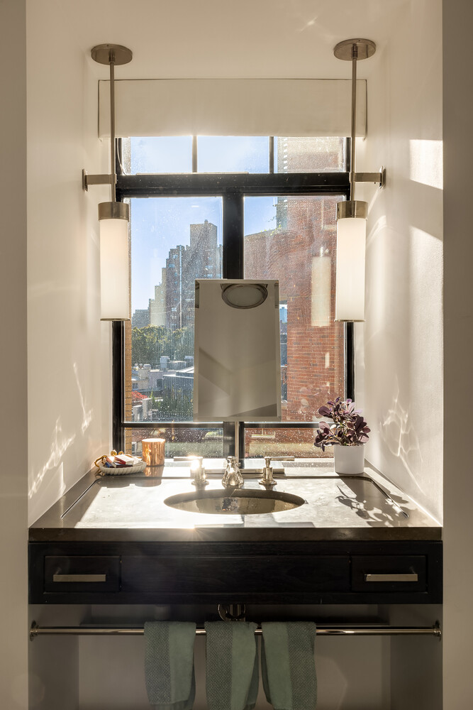 130 W 12TH Street 8A