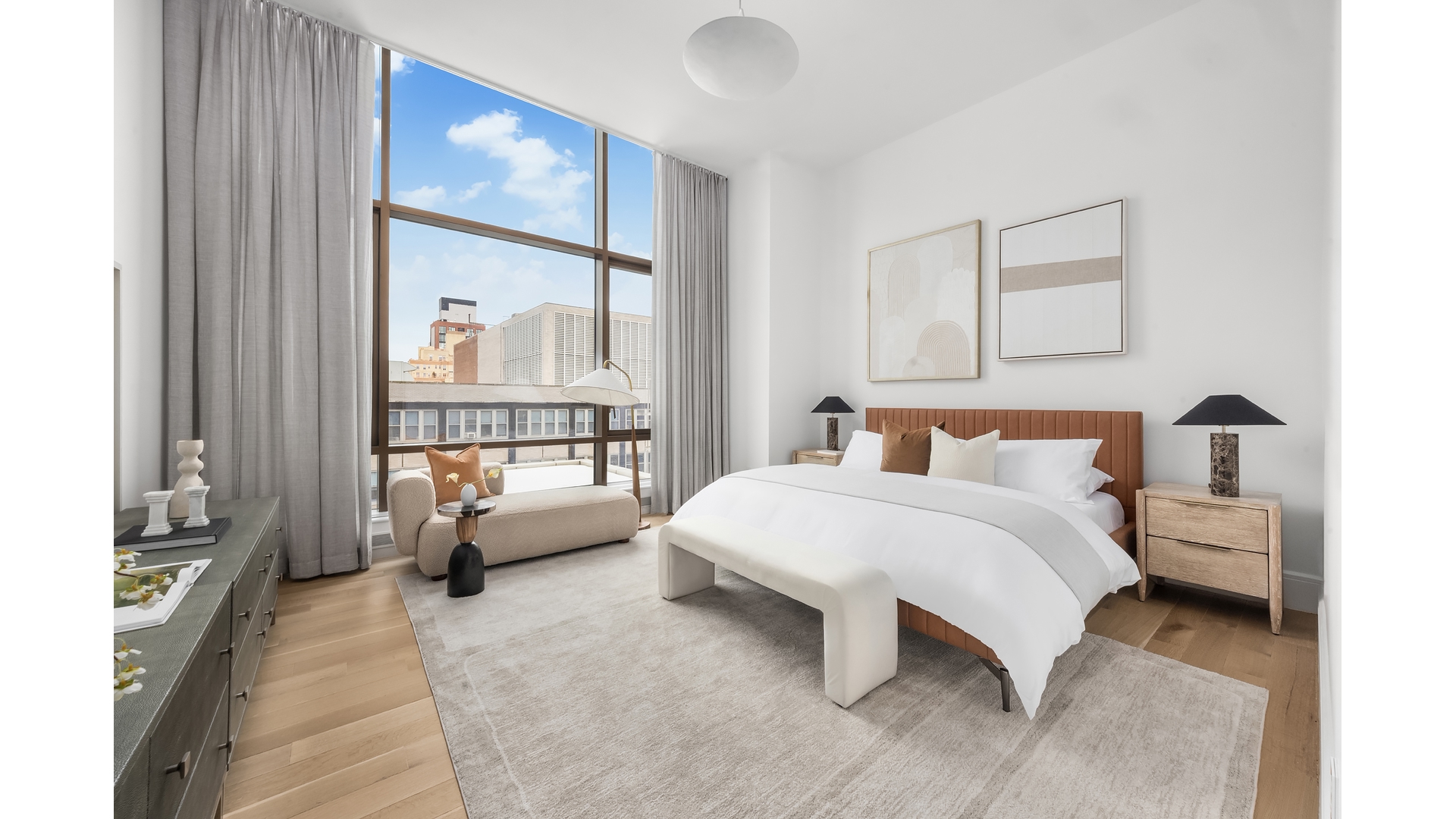215 E 19TH Street 8E