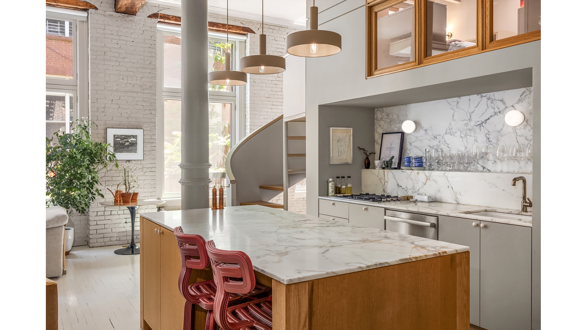 132 GREENE Street 3R