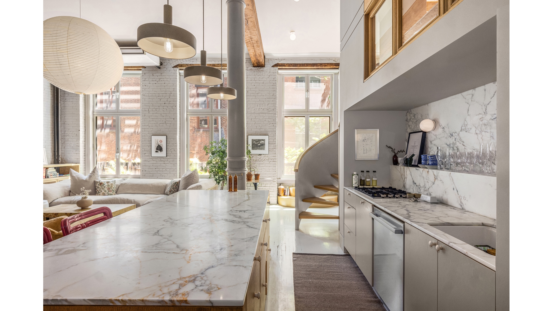 132 GREENE Street 3R