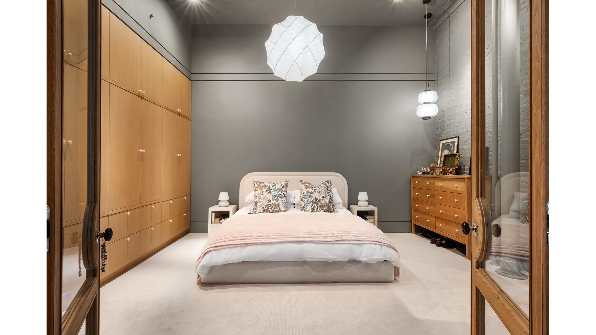 132 GREENE Street 3R