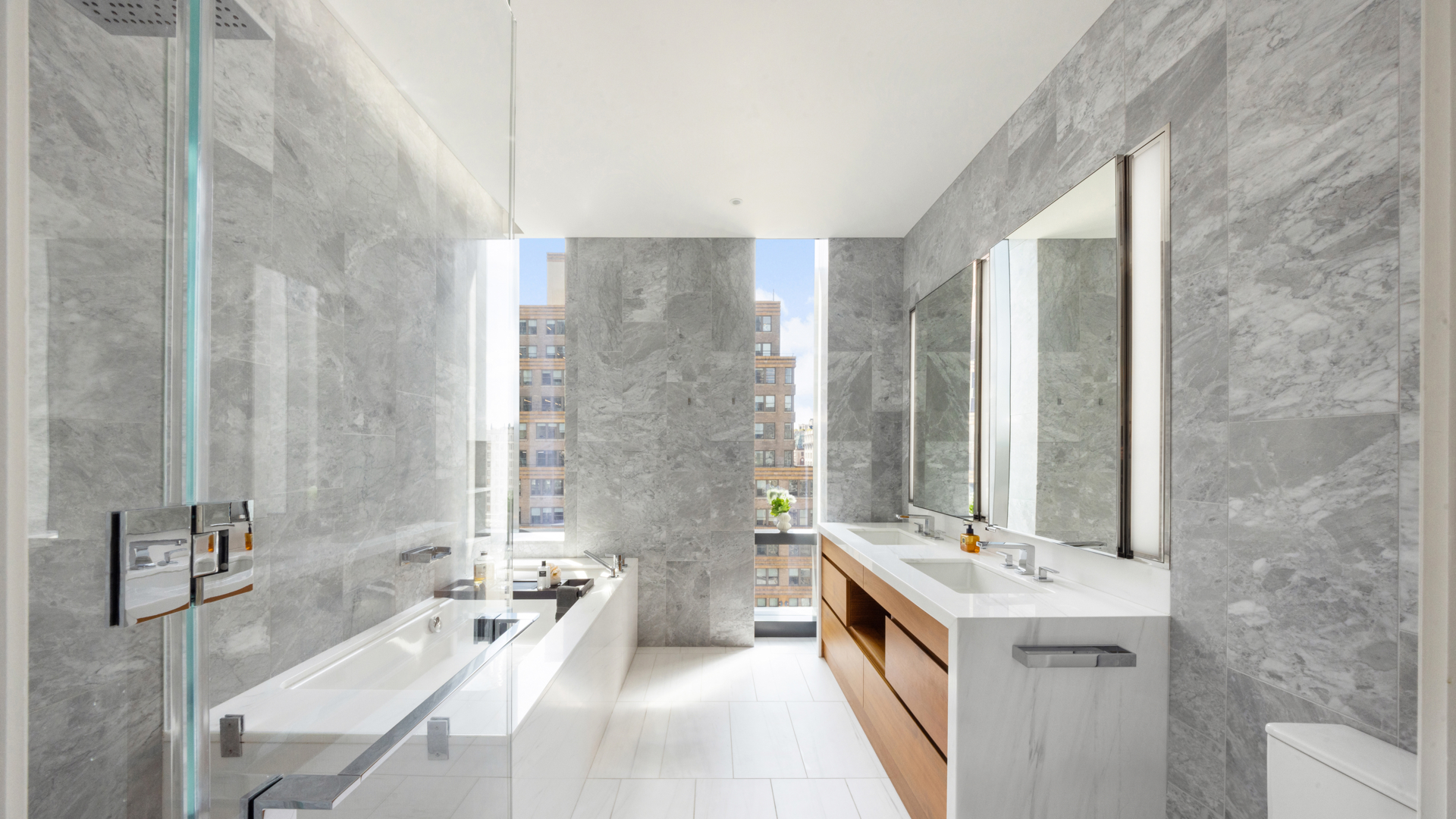 277 5TH Avenue 24D