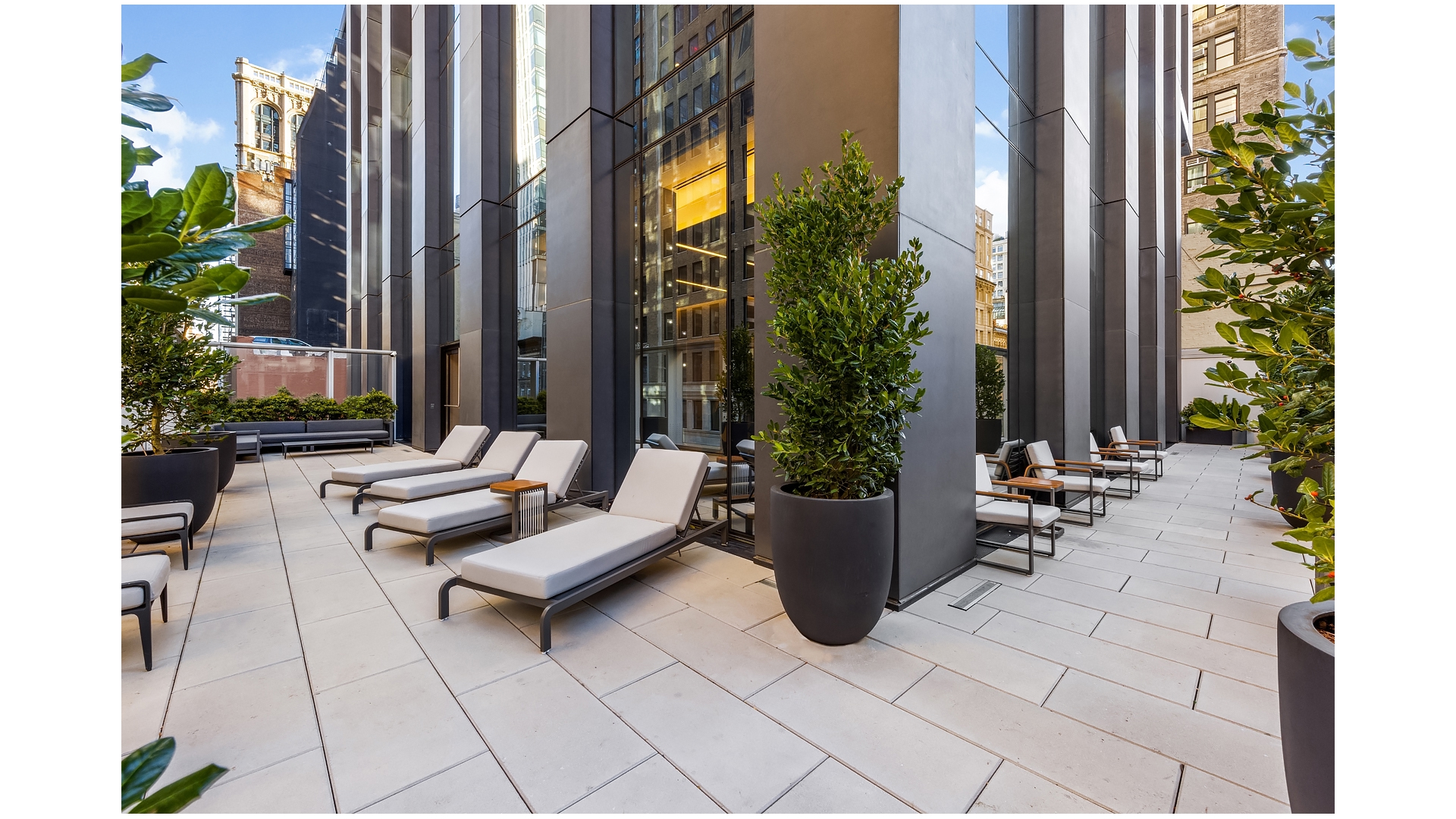 277 5TH Avenue 24D