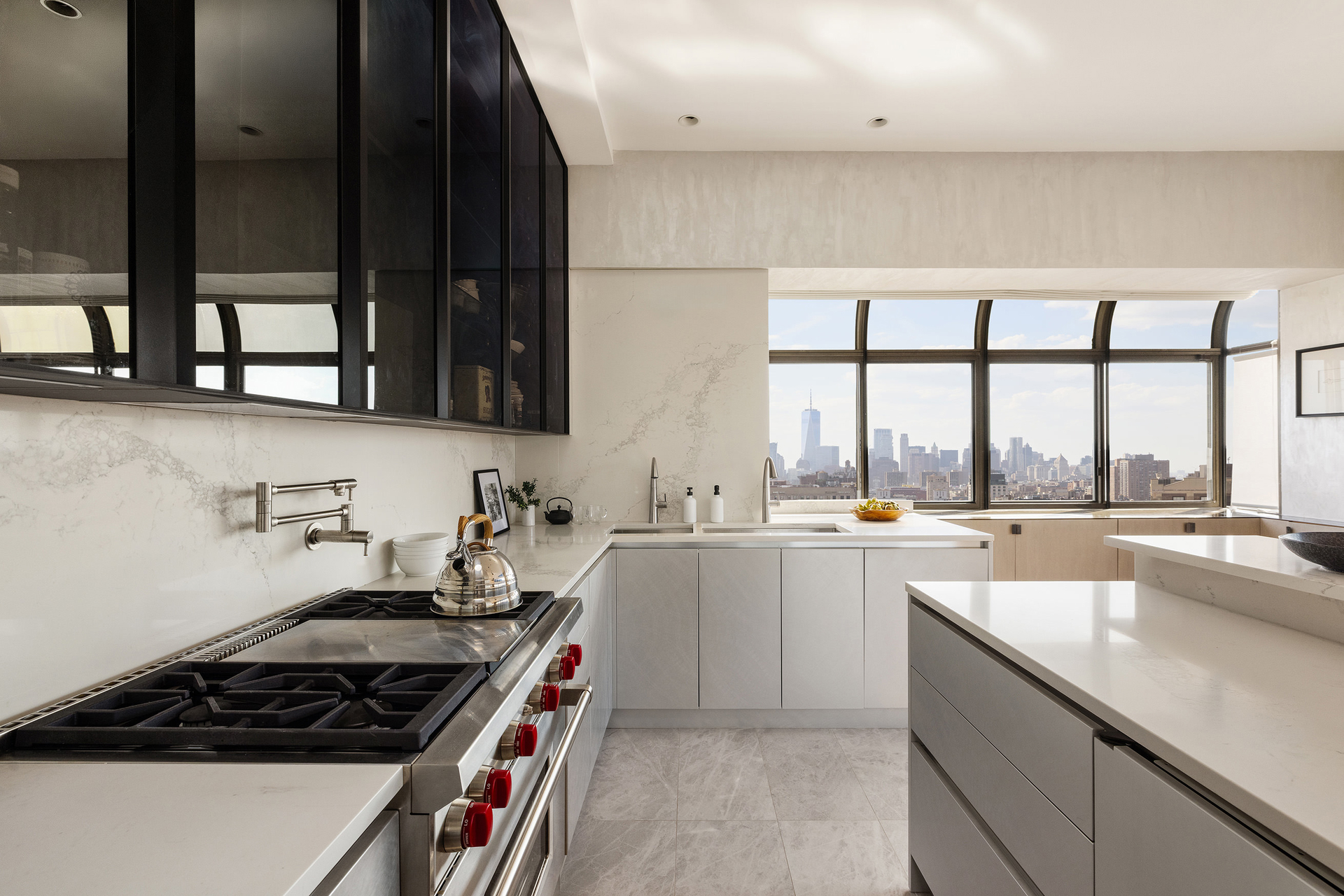 5 E 22ND Street PHDF