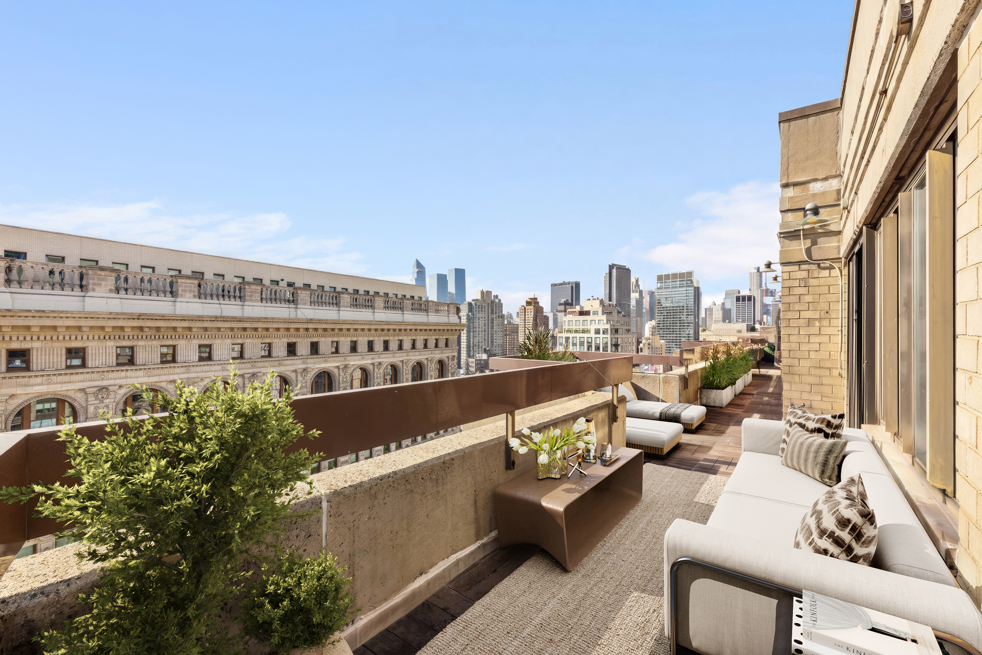 5 E 22ND Street PHDF