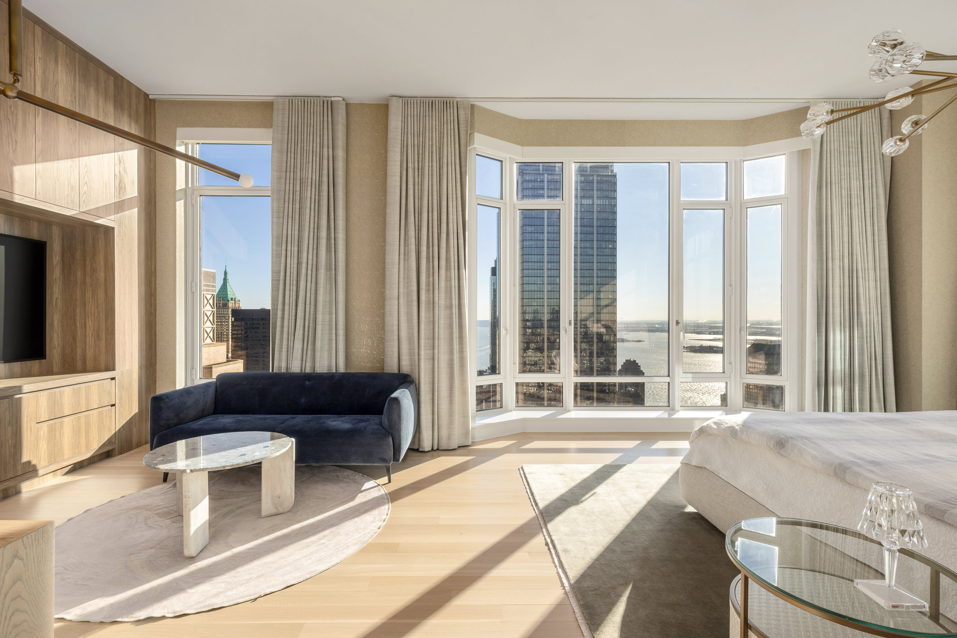 30 PARK Place 67A