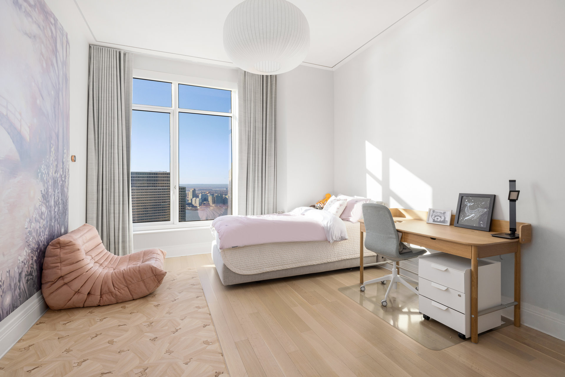 30 PARK Place 67A