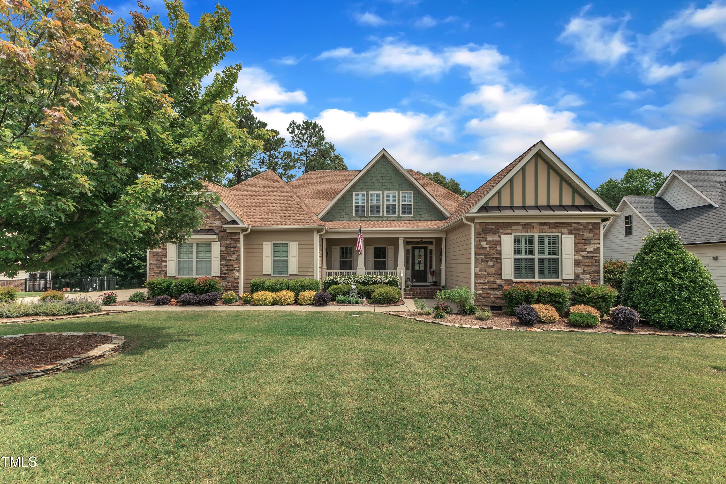 212 Fieldtrial Circle