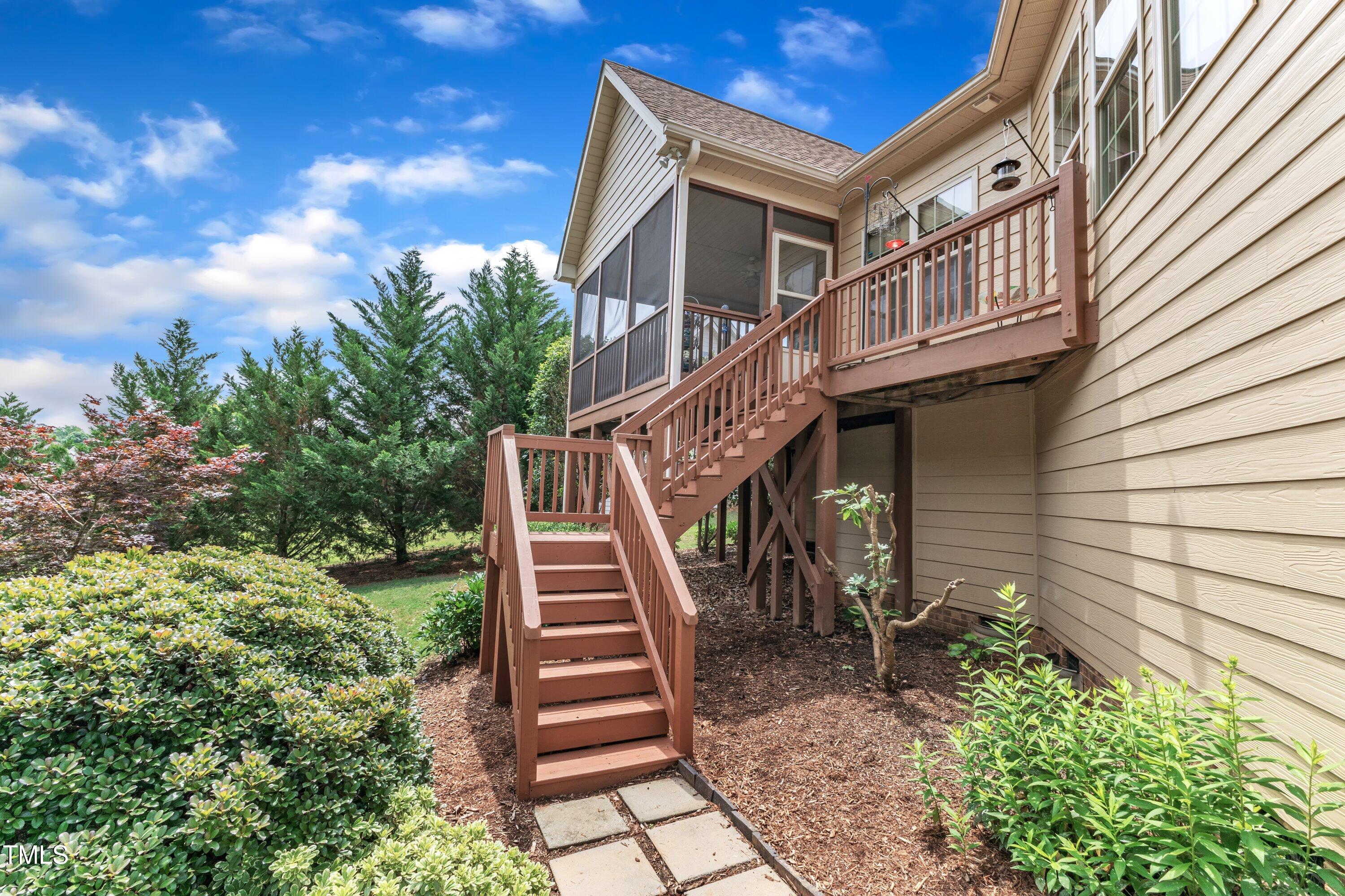 212 Fieldtrial Circle