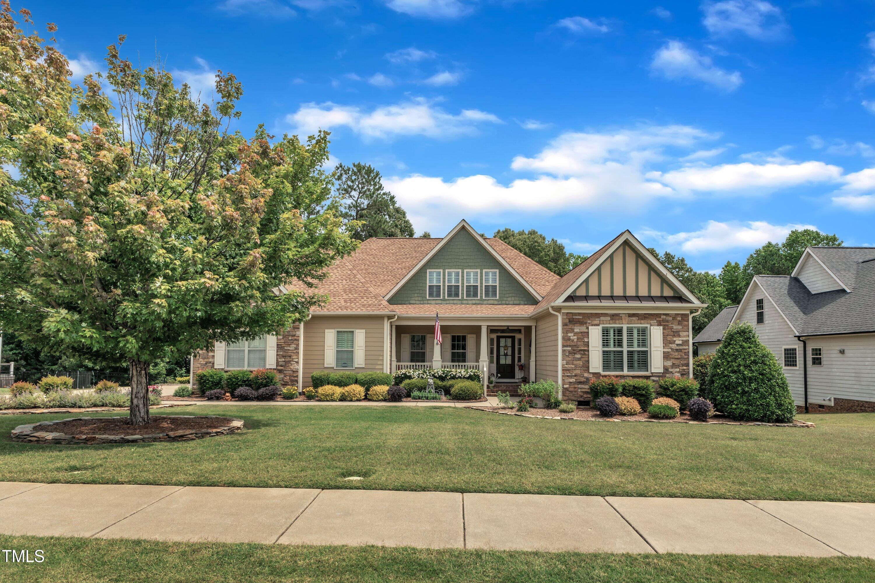 212 Fieldtrial Circle