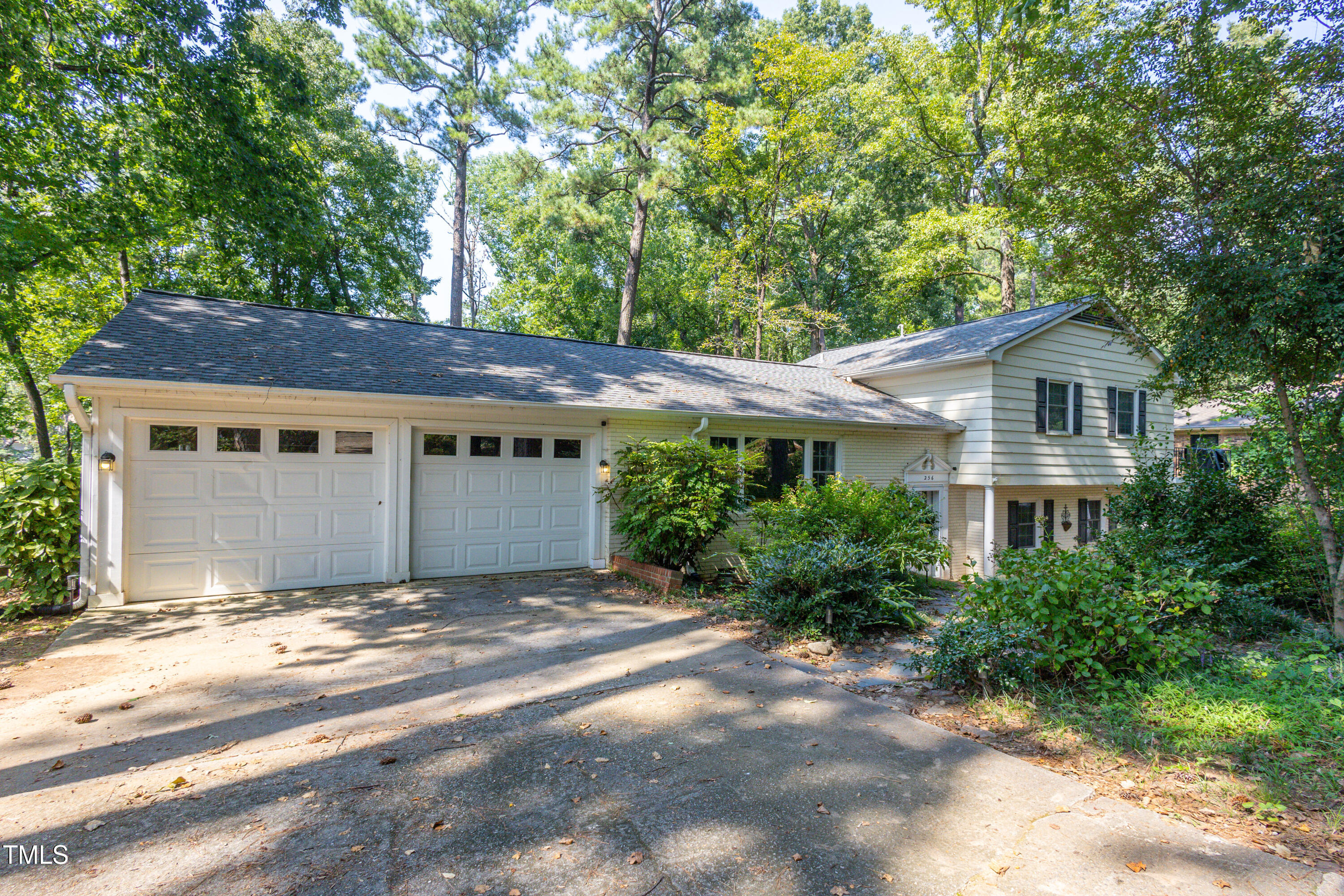 256 Marilyn Circle