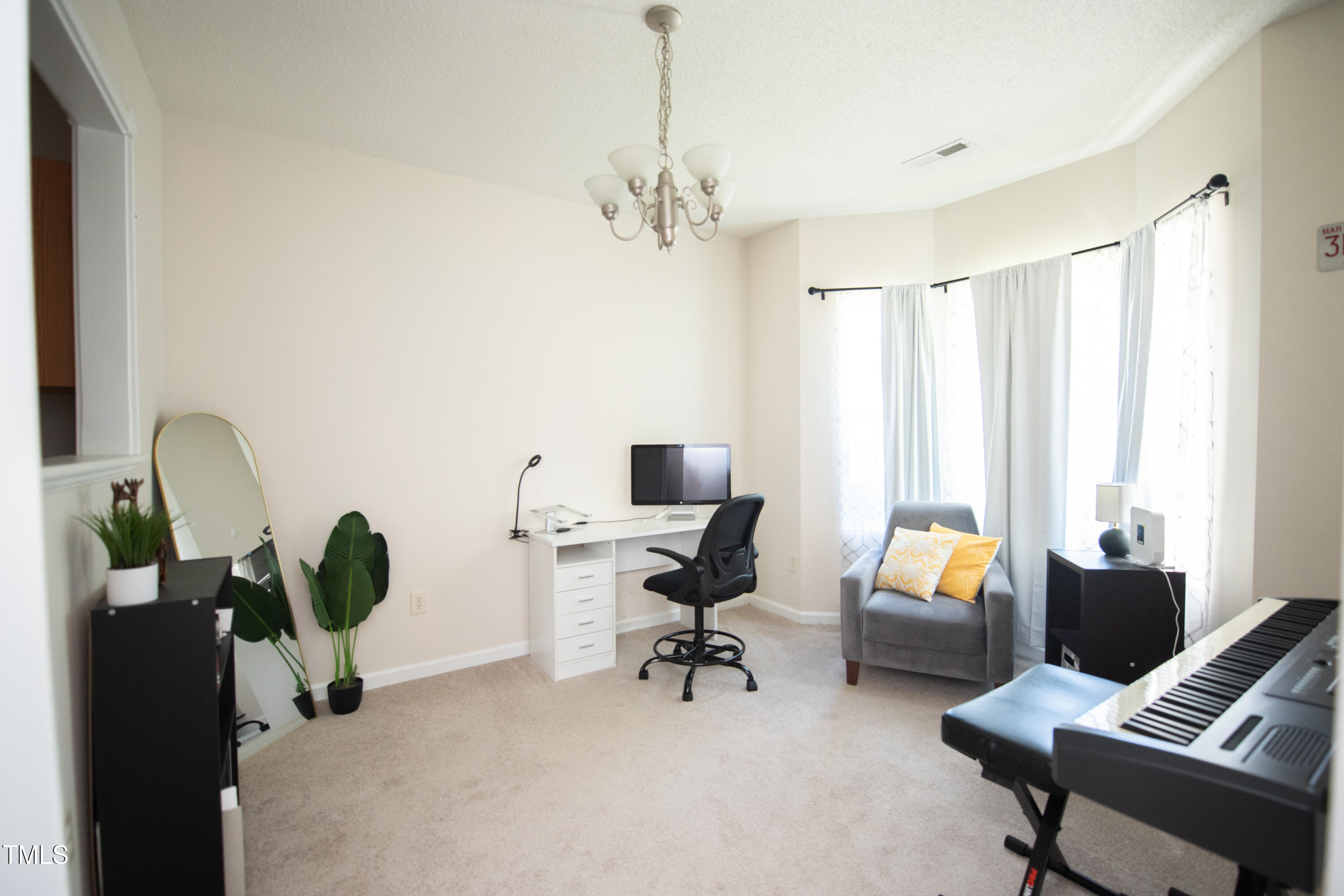 2 Moorefield Court