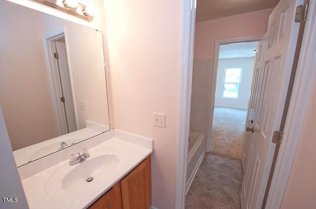 2 Moorefield Court