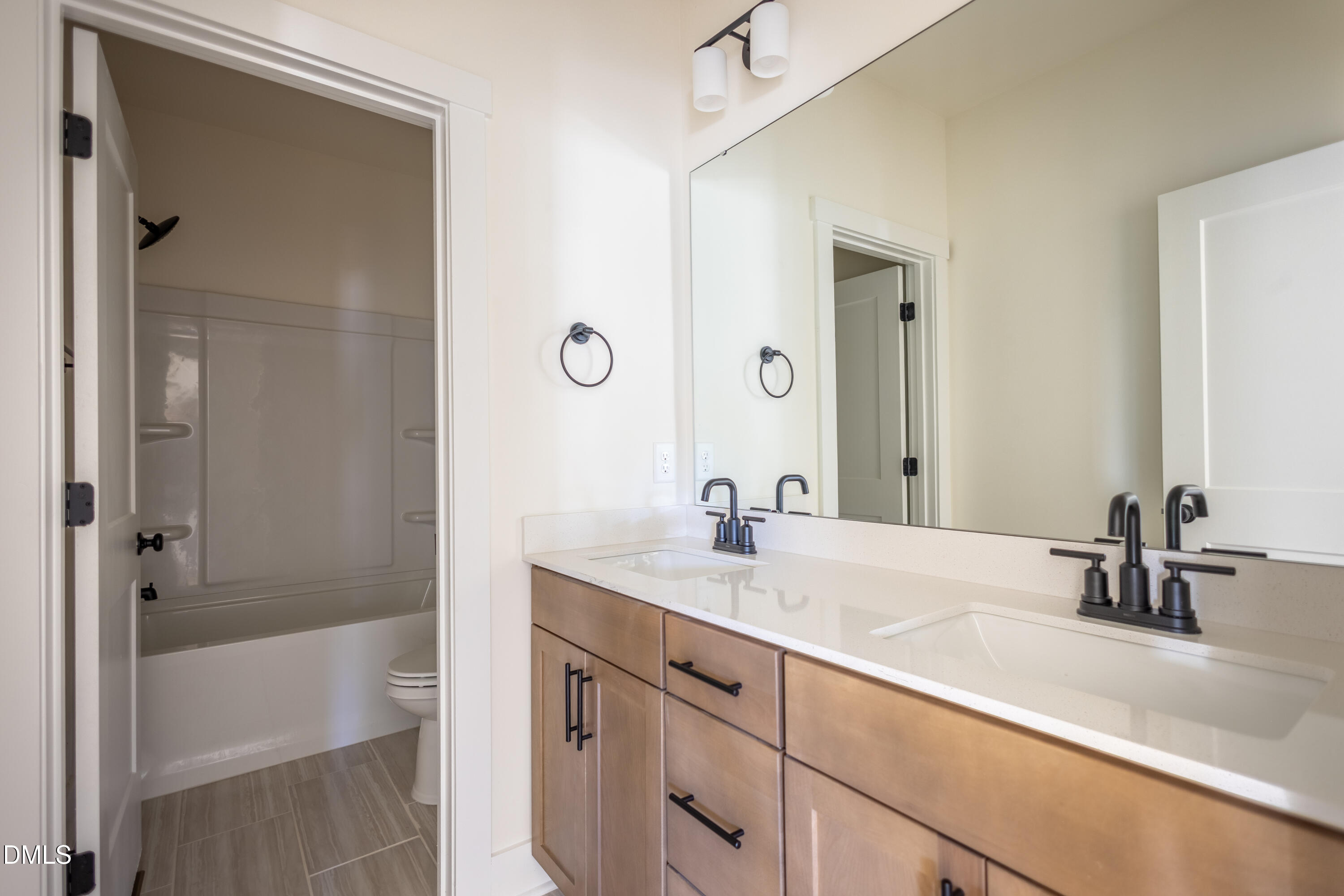 2001 Skipping Stone Drive