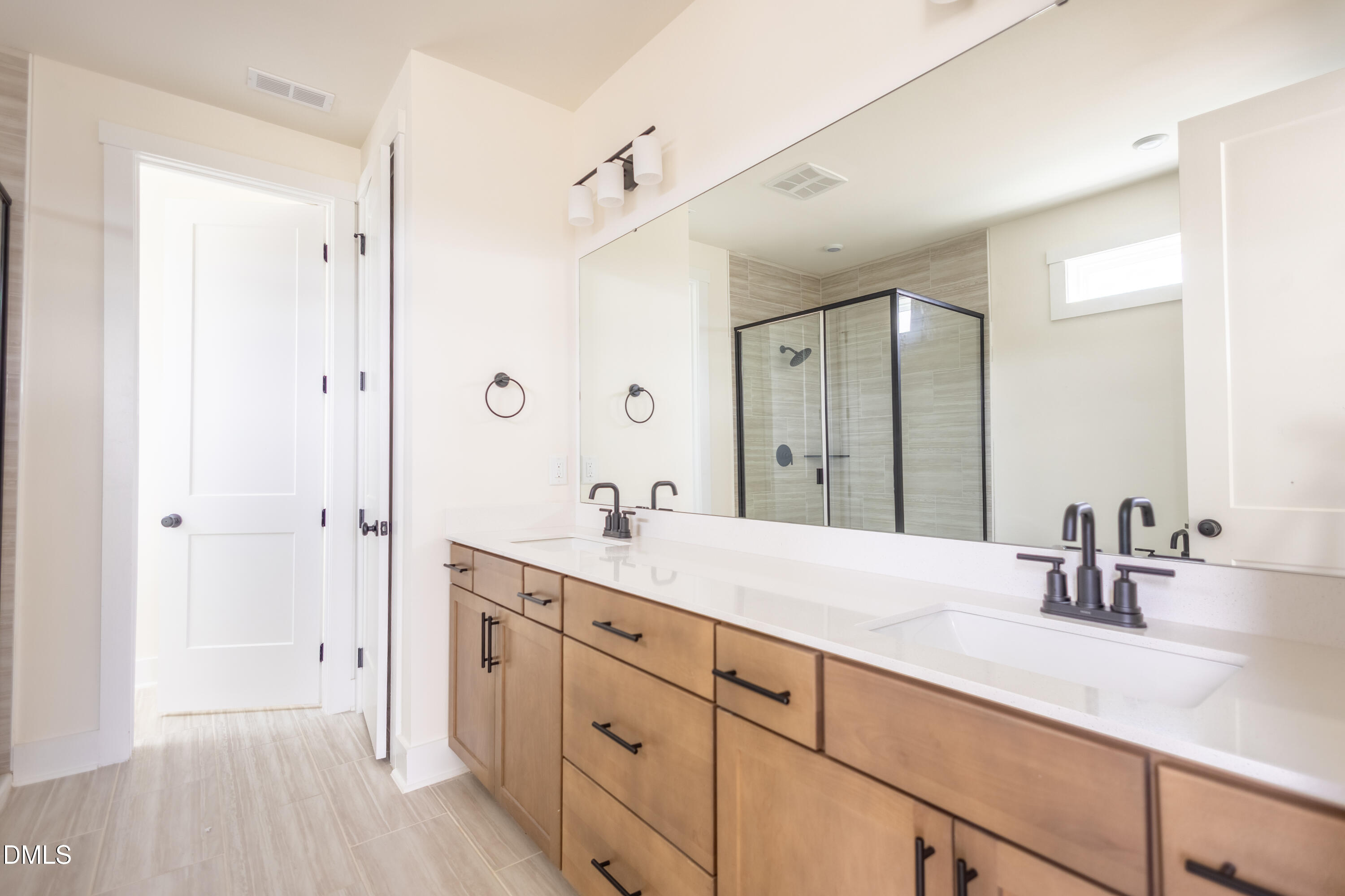 2001 Skipping Stone Drive