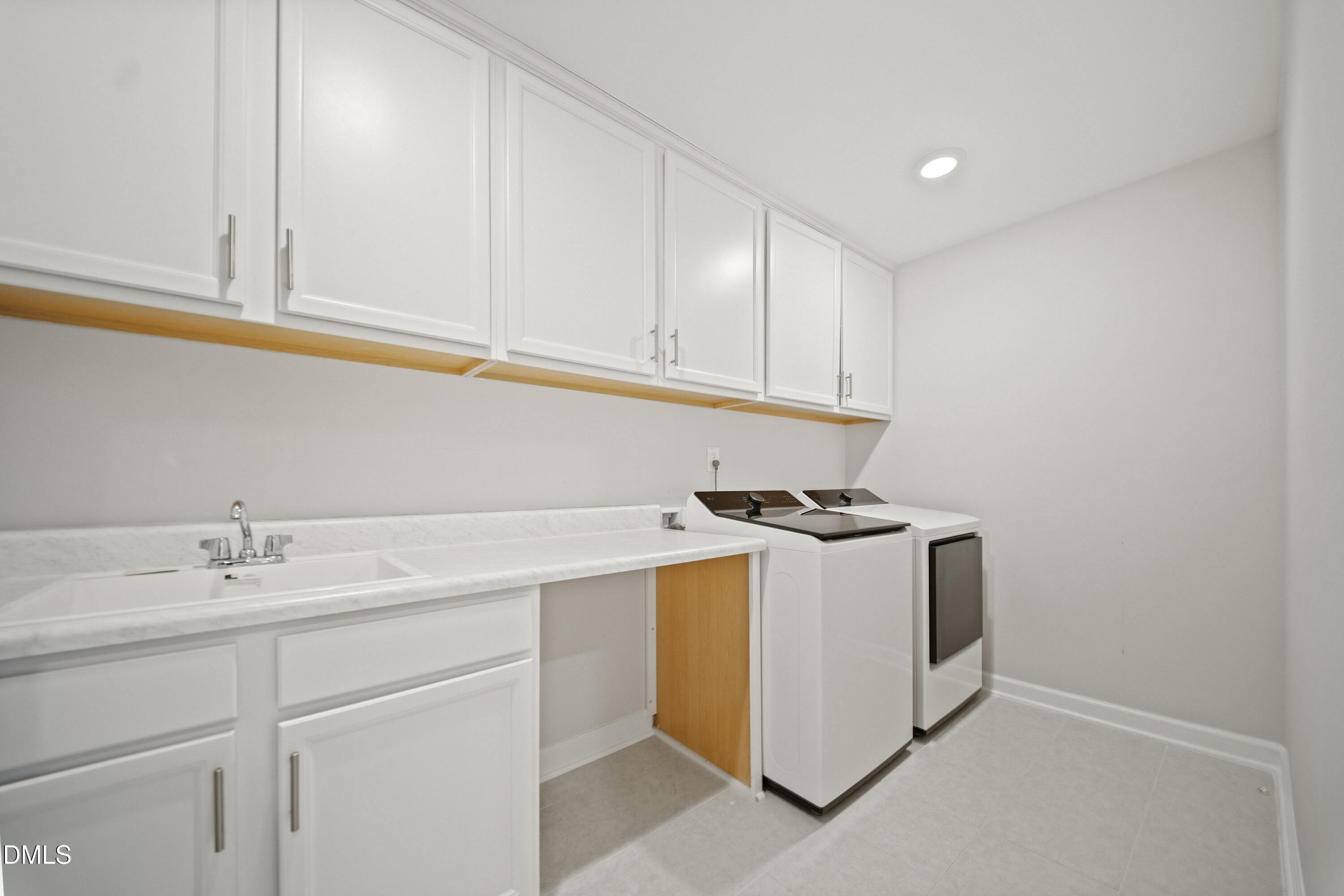 433 Reinsman Court