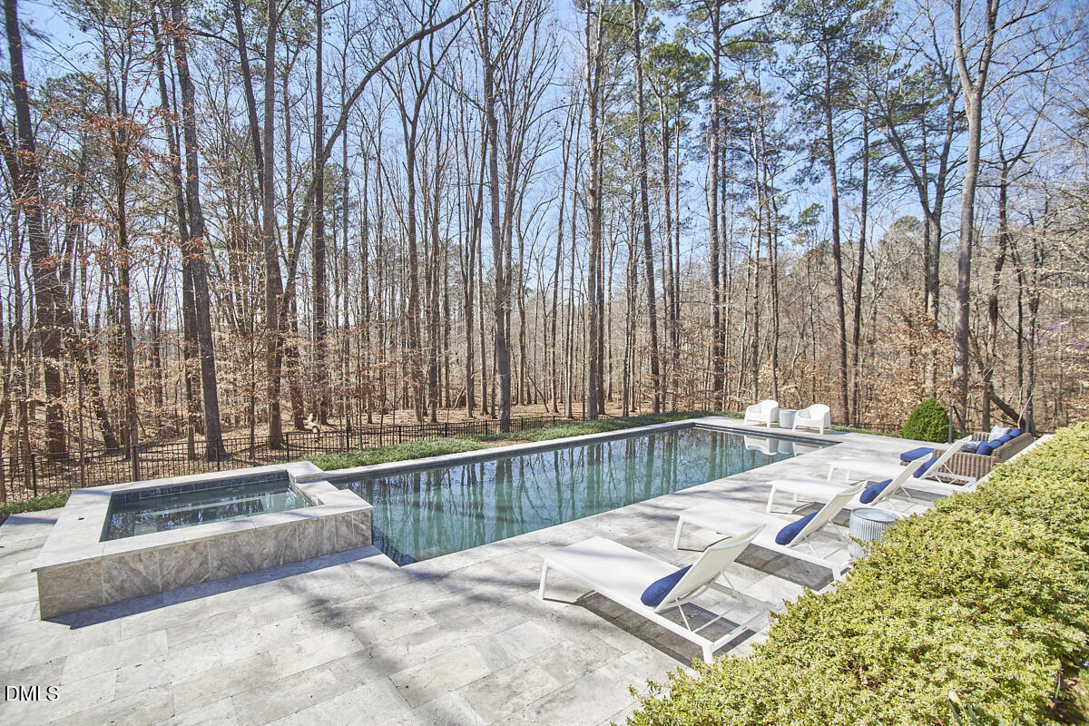 4271 Kingfisher Lane