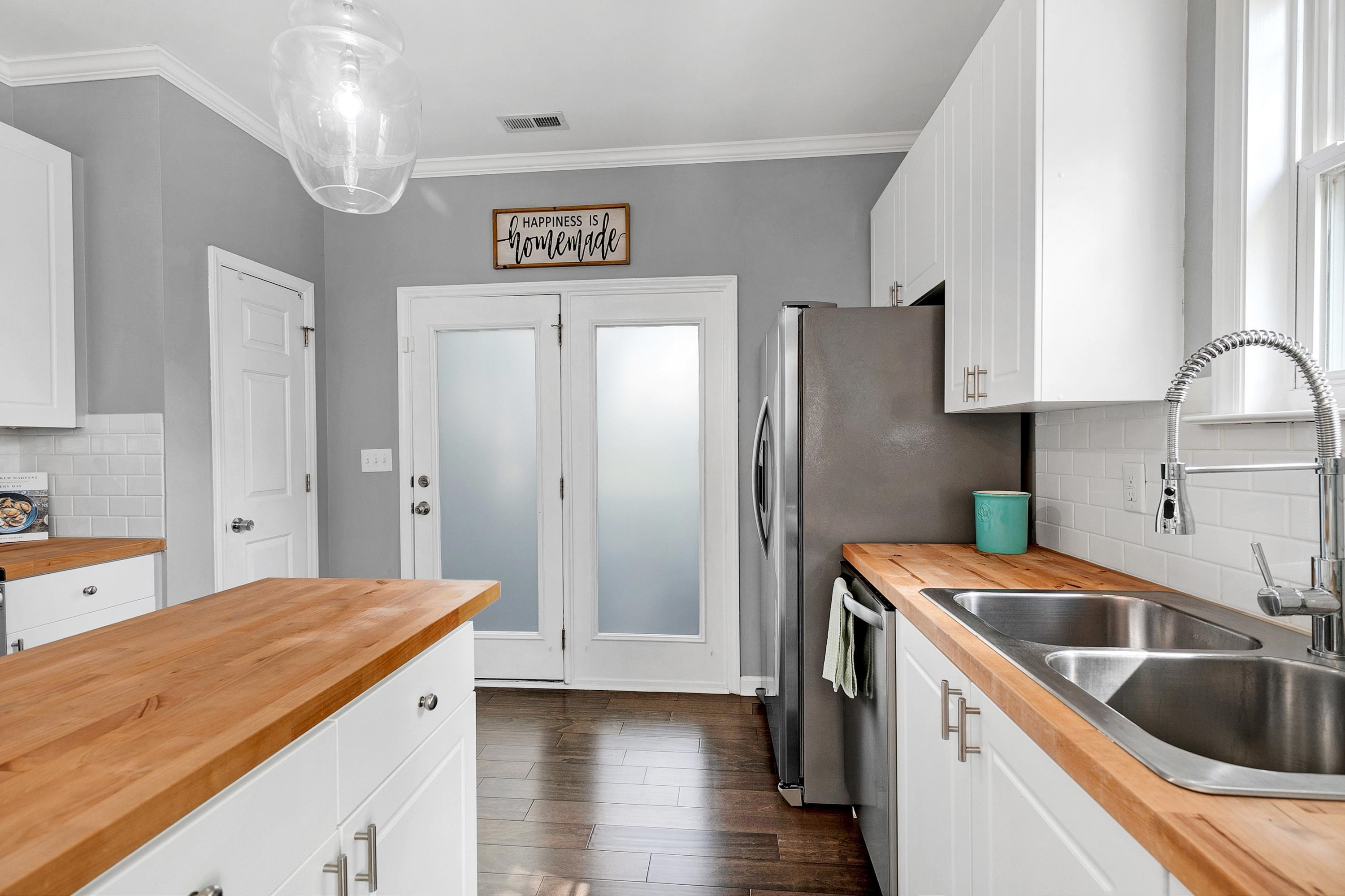 2321 Sapphire Valley Drive