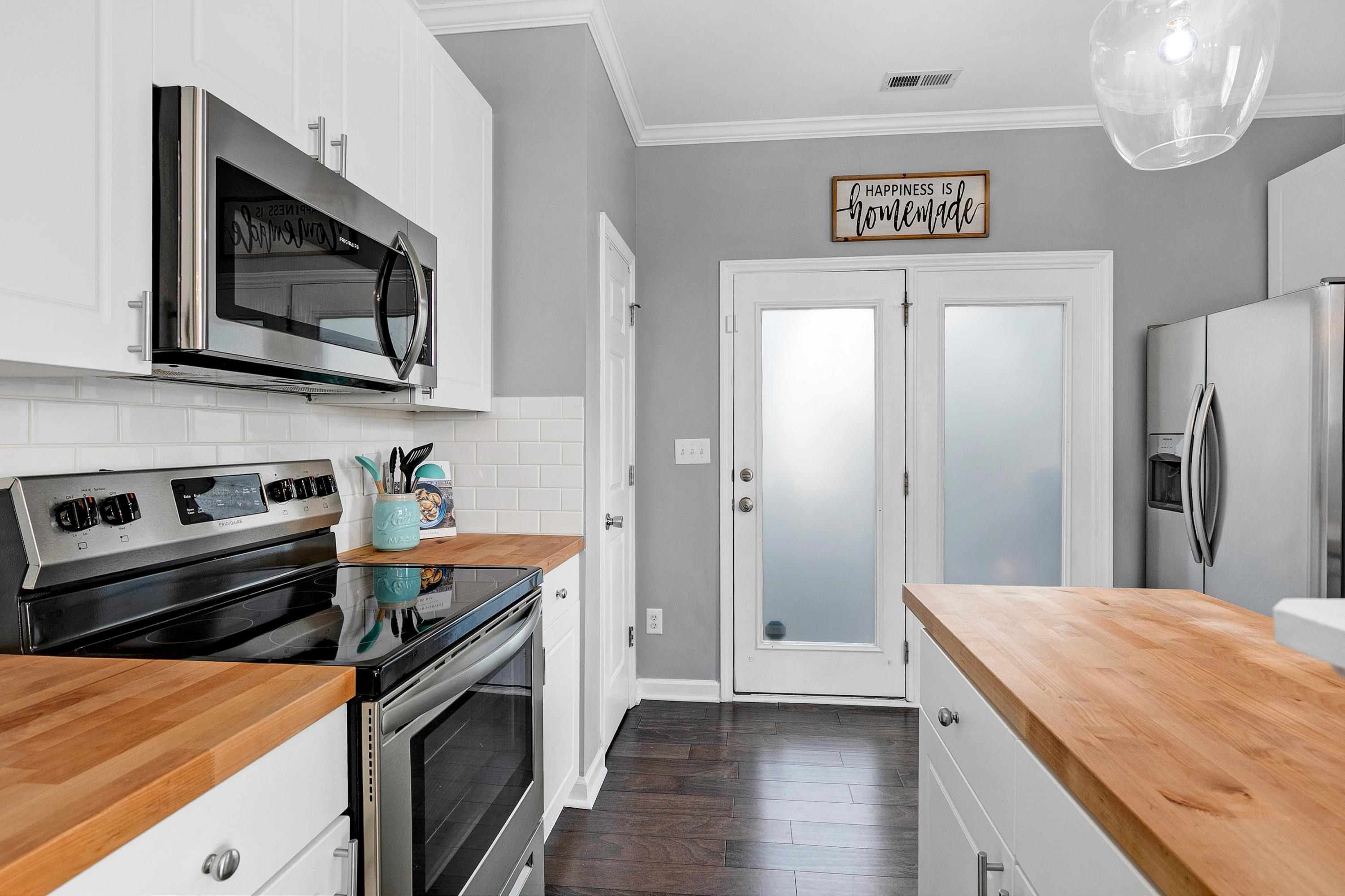 2321 Sapphire Valley Drive