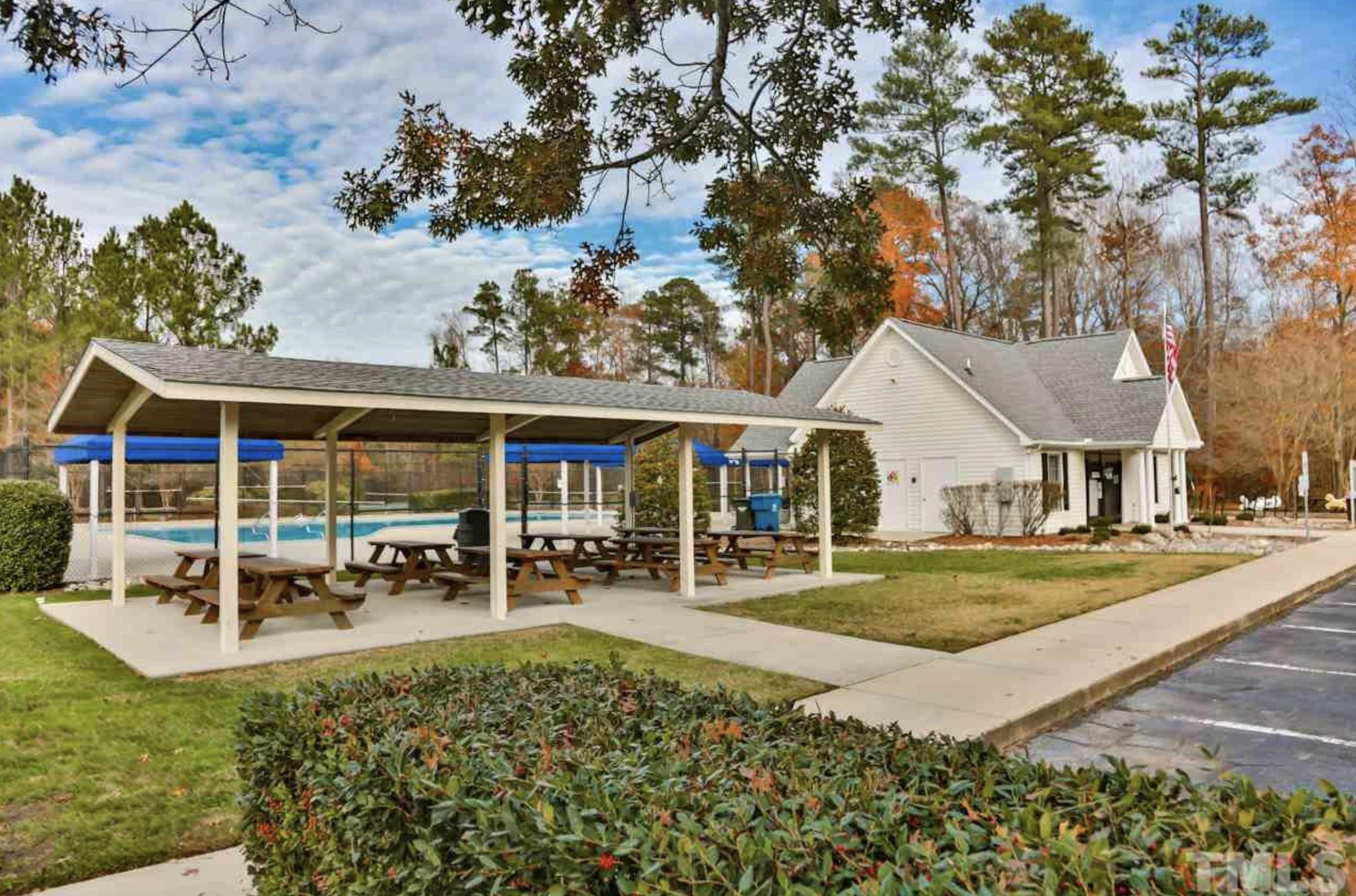 9 Clubstone Court