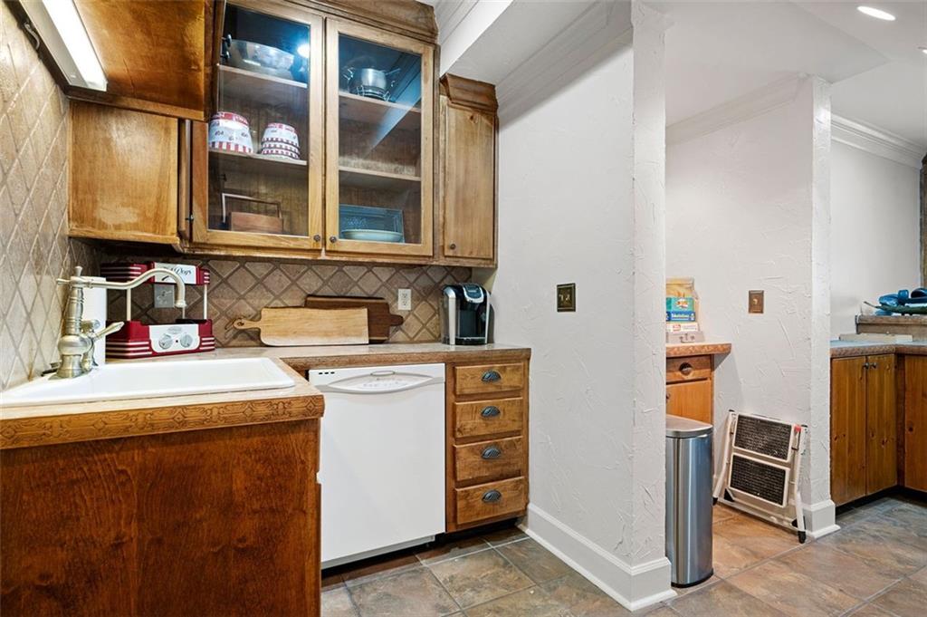 4059 HICKORY FAIRWAY Drive