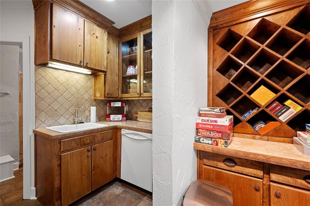 4059 HICKORY FAIRWAY Drive