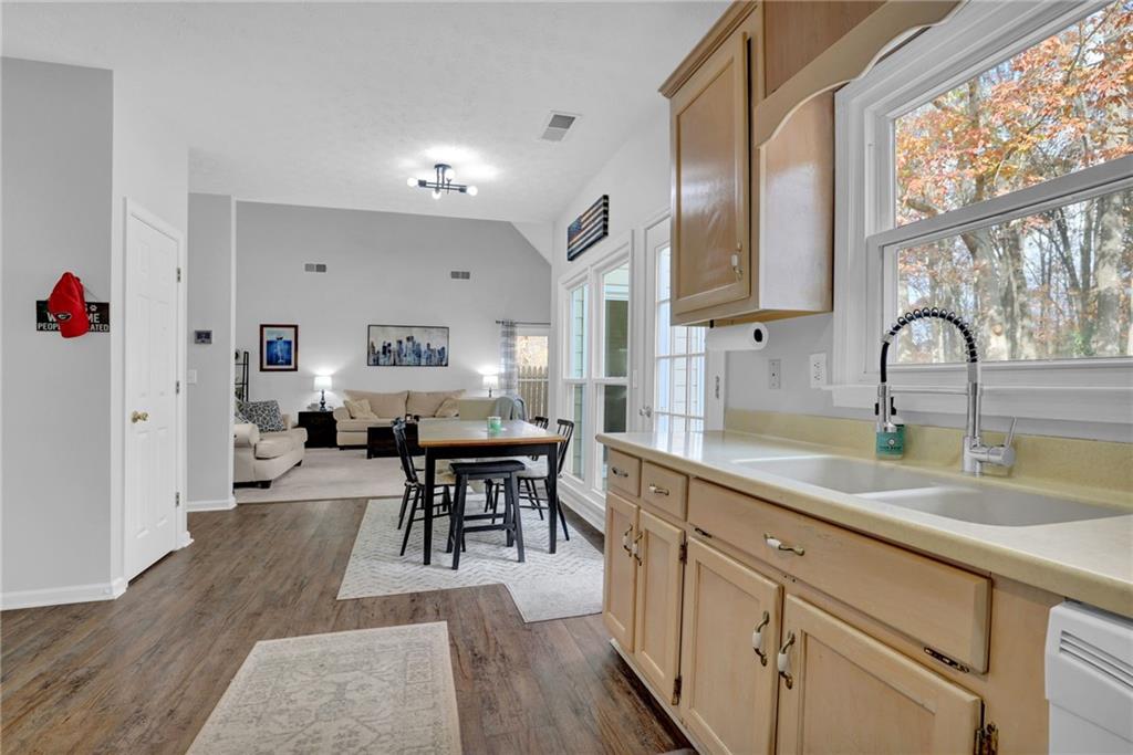 2812 Forest Wood Drive