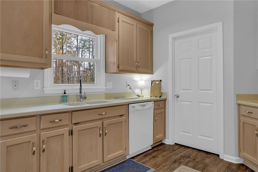 2812 Forest Wood Drive