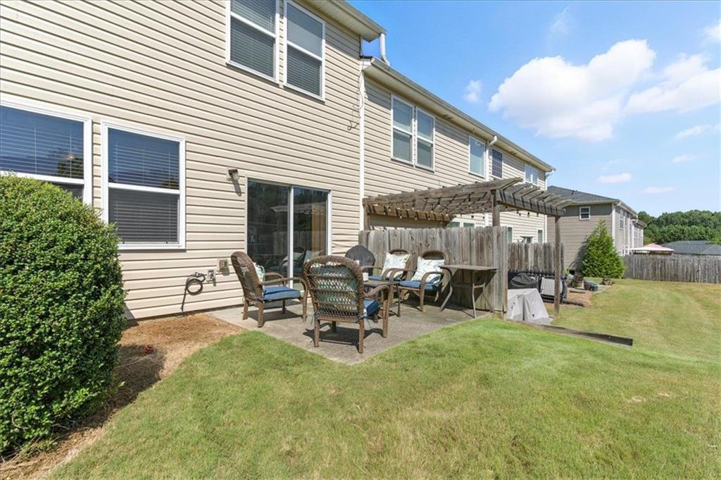 302 OAK LEAF Place