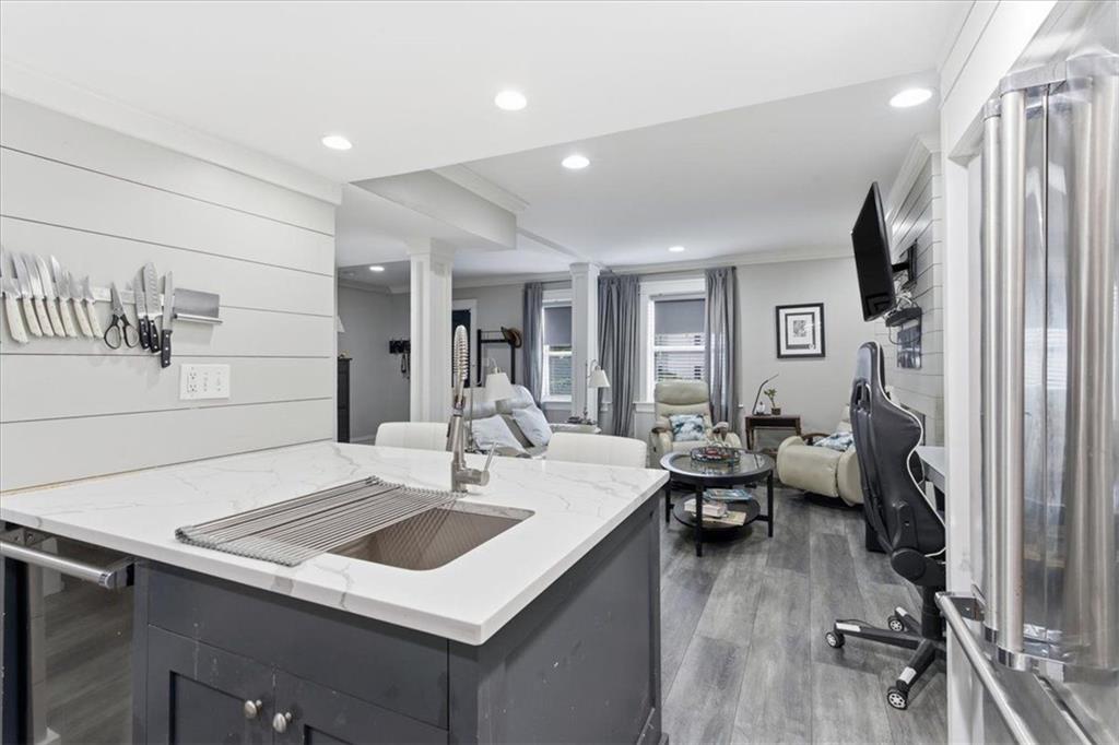 2855 PEACHTREE Road NE Unit 124