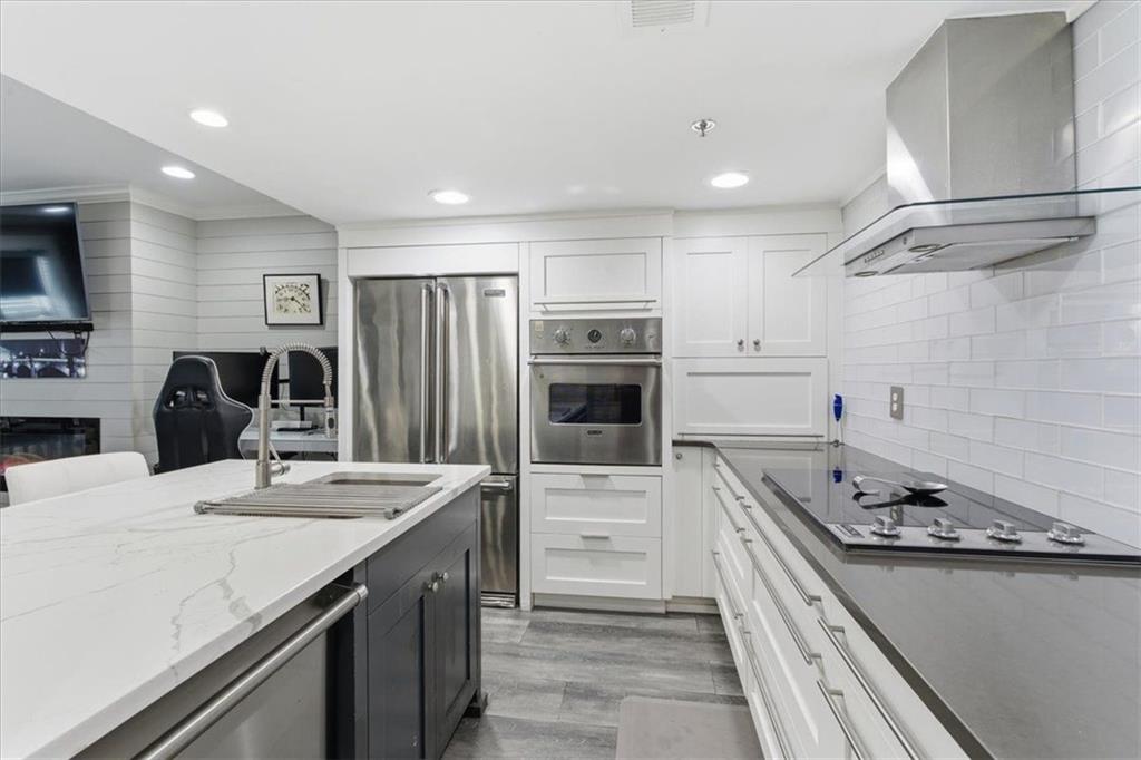 2855 PEACHTREE Road NE Unit 124