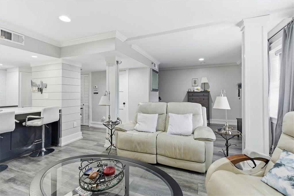 2855 PEACHTREE Road NE Unit 124