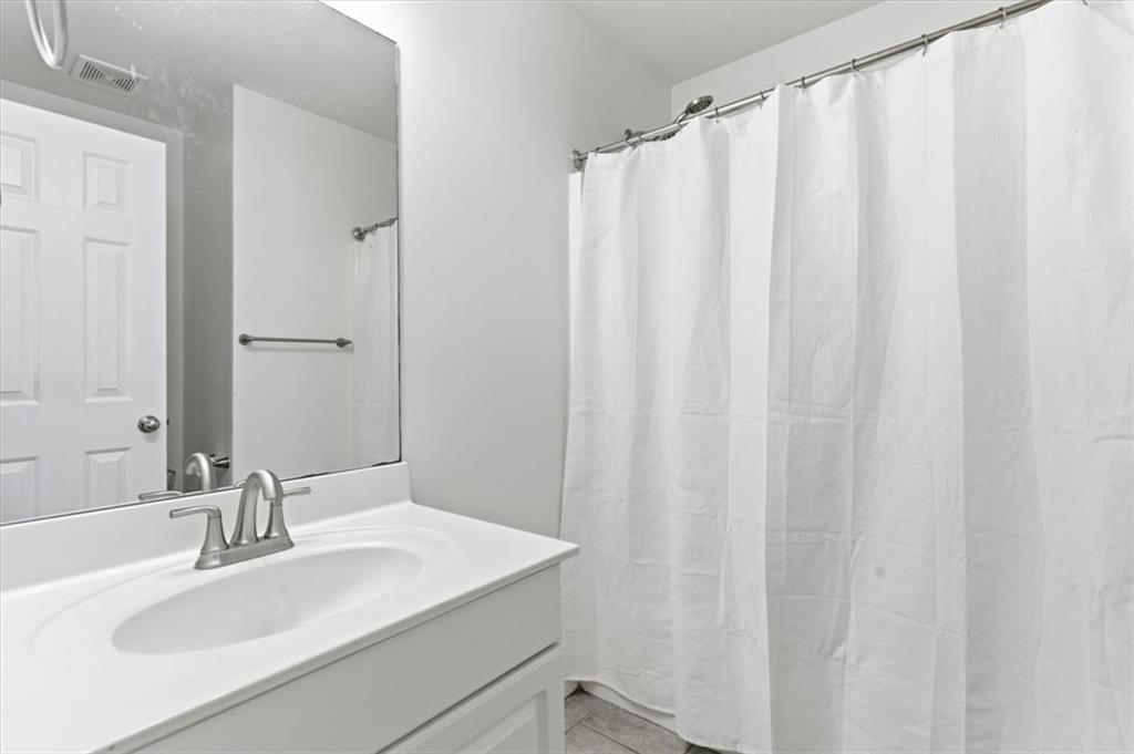 3083 Woodbridge Lane