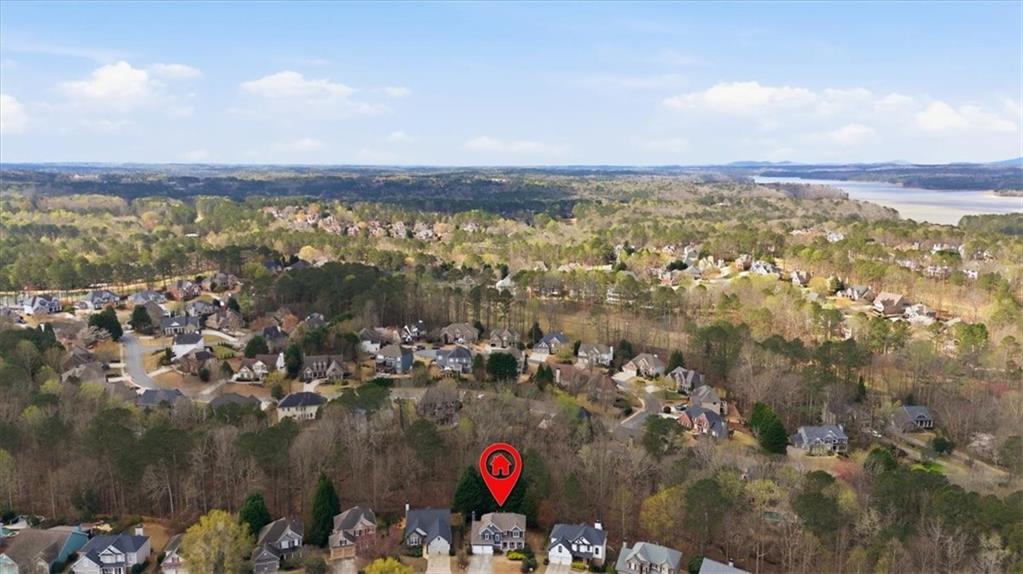 3083 Woodbridge Lane