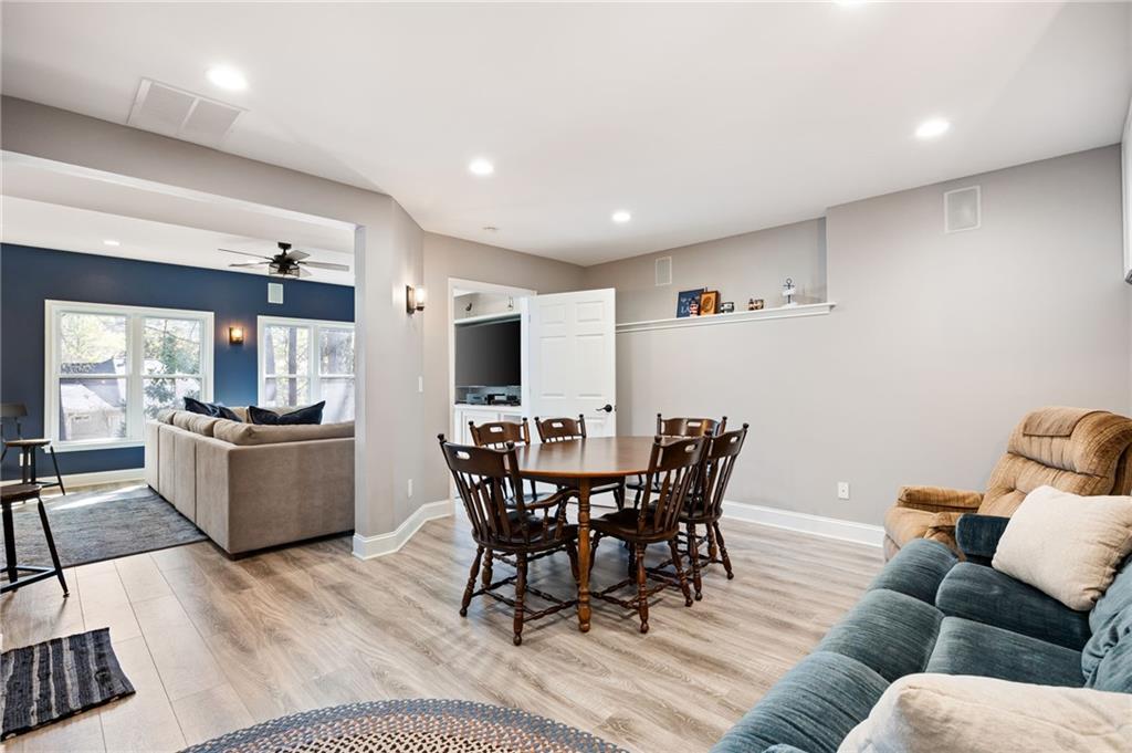 3130 Brookeview Lane NW