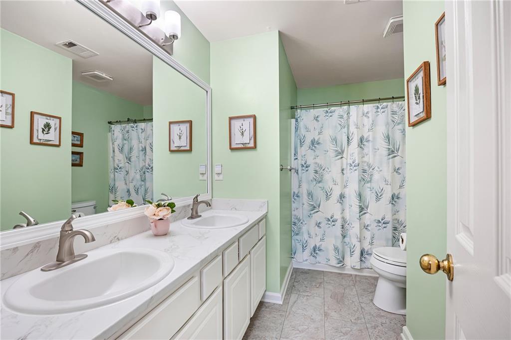 3130 Brookeview Lane NW