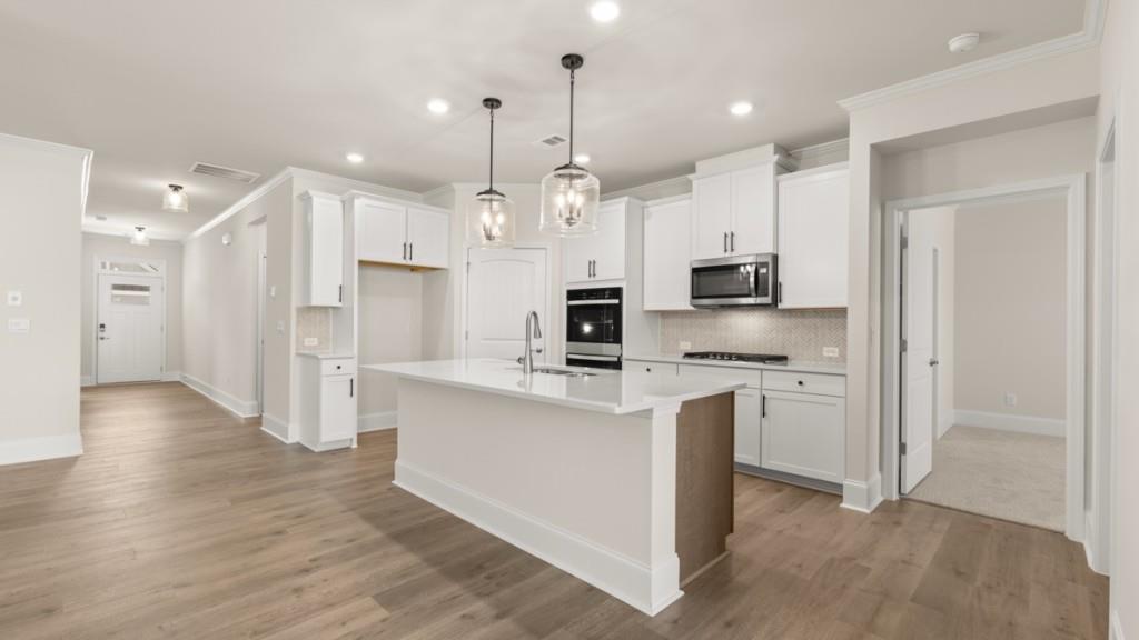 86 Lakeview Point