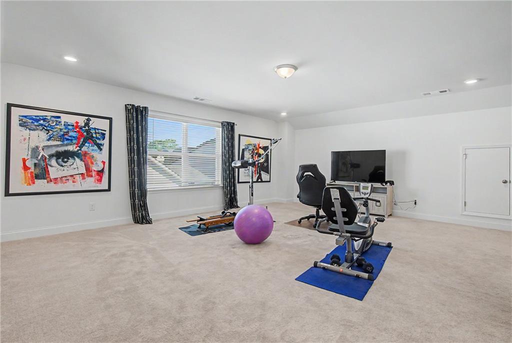 950 Summit Drive